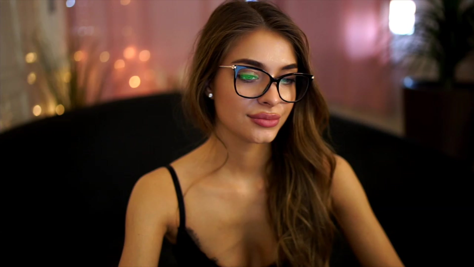 Gallery image thumbnail from Autumn_Falls's myfreecams stream on, 09/05/2023, 15:50 image 10 of 20
