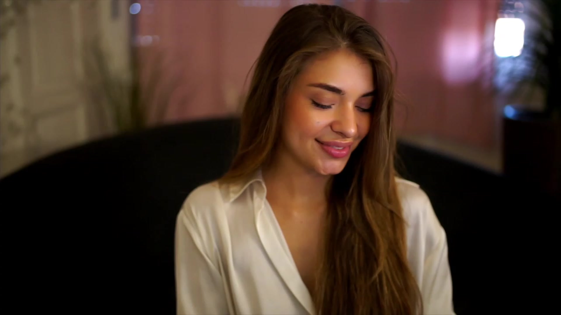 Gallery image thumbnail from Autumn_Falls's myfreecams stream on, 09/10/2023, 13:43 image 1 of 20