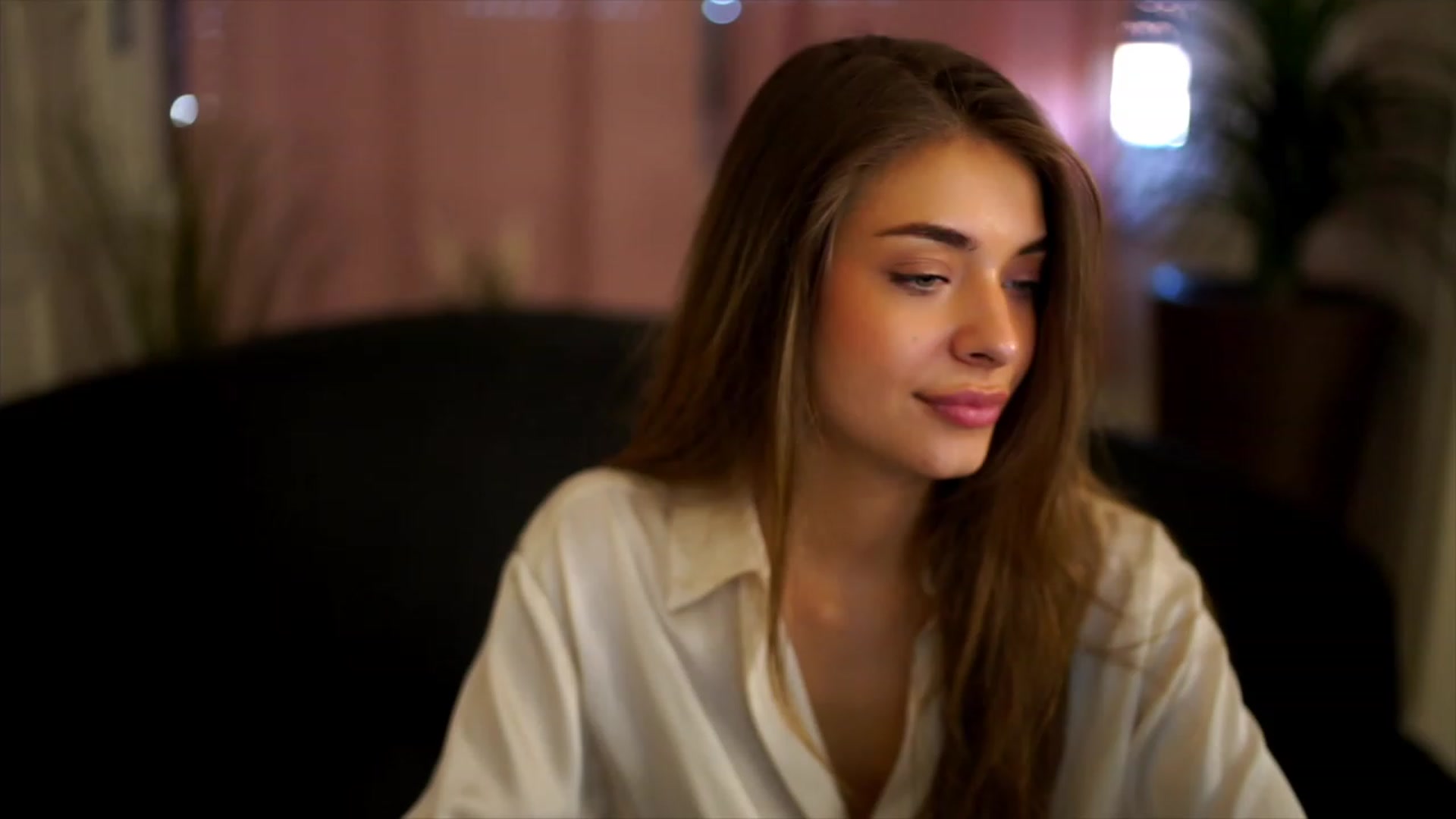 Gallery image thumbnail from Autumn_Falls's myfreecams stream on, 09/10/2023, 14:32 image 16 of 20