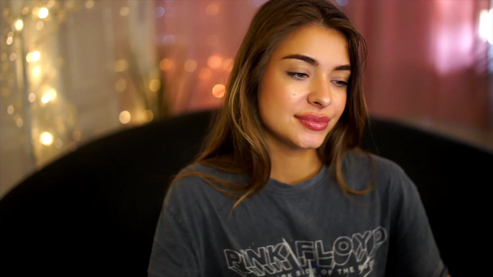 Gallery image thumbnail from Autumn_Falls's myfreecams stream on, 09/12/2023, 11:47 image 7 of 20
