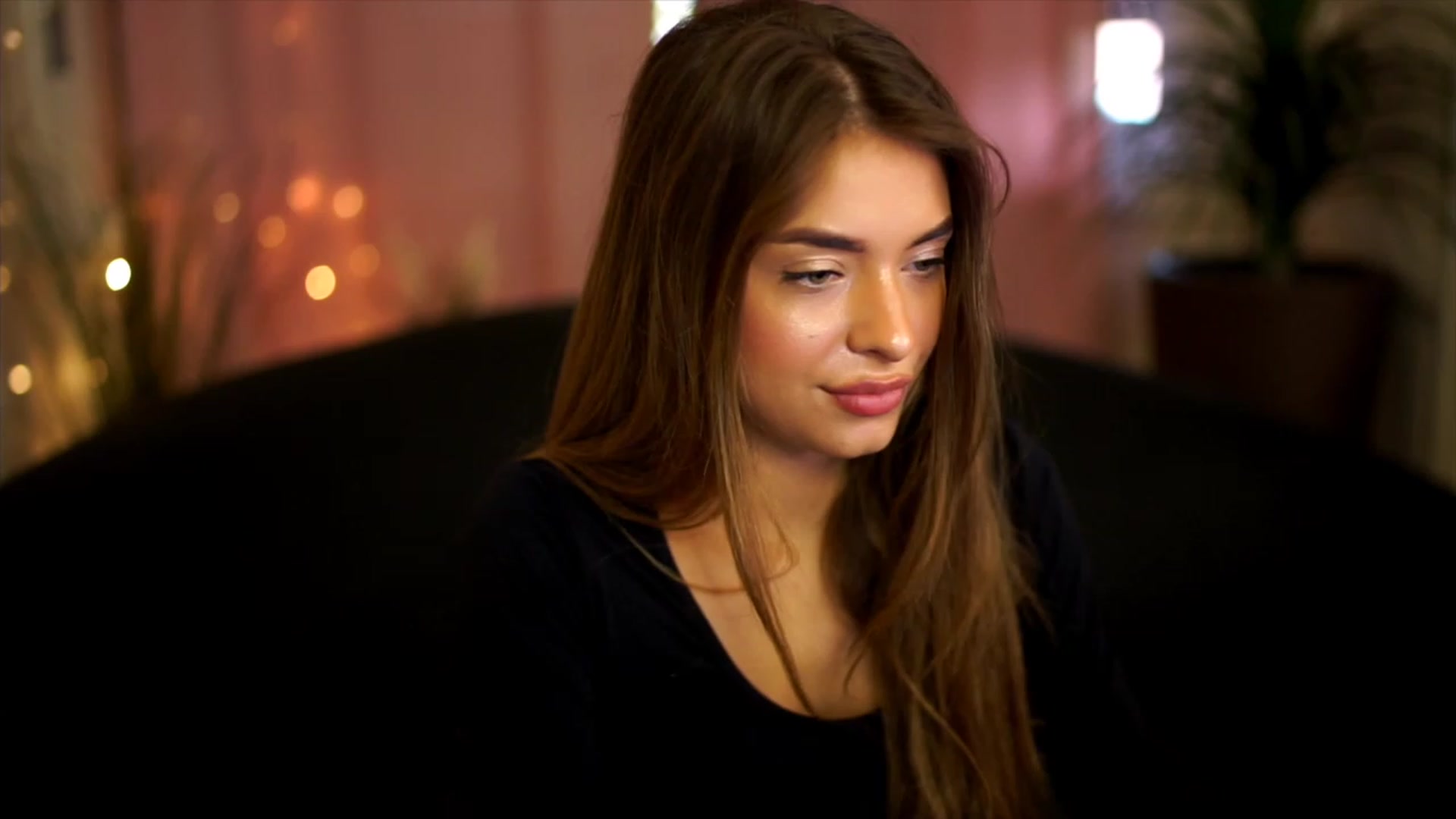 Gallery image thumbnail from Autumn_Falls's myfreecams stream on, 09/23/2023, 14:57 image 14 of 20