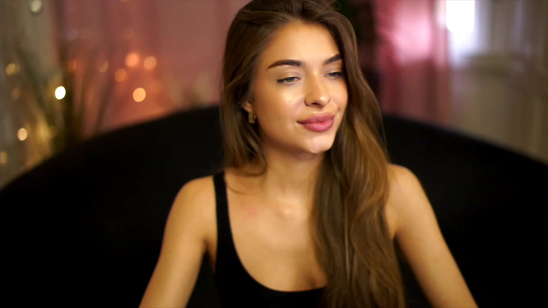 Gallery image thumbnail from Autumn_Falls's myfreecams stream on, 10/10/2023, 13:33 image 7 of 20