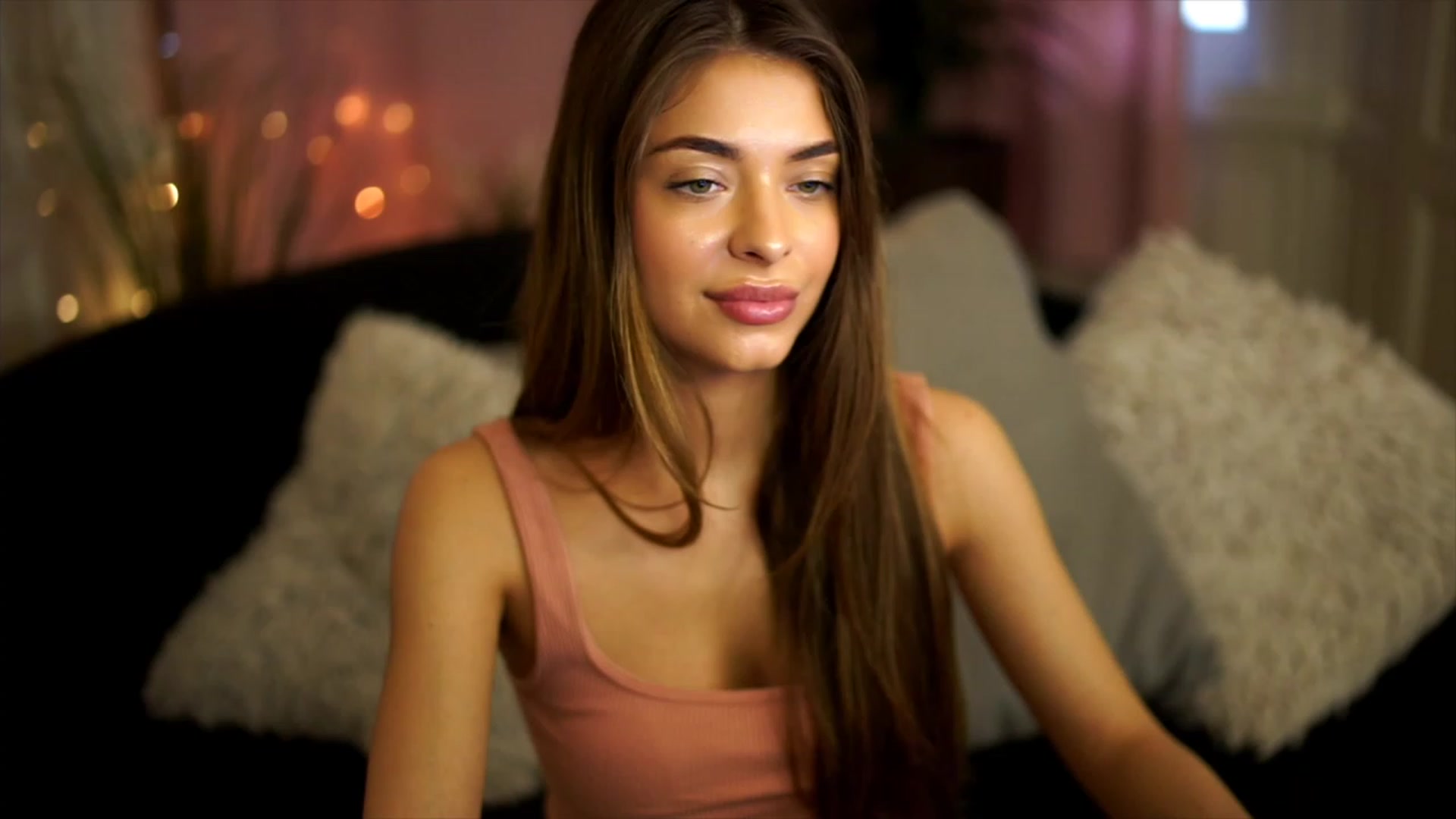 Gallery image thumbnail from Autumn_Falls's myfreecams stream on, 10/30/2023, 14:46 image 19 of 20