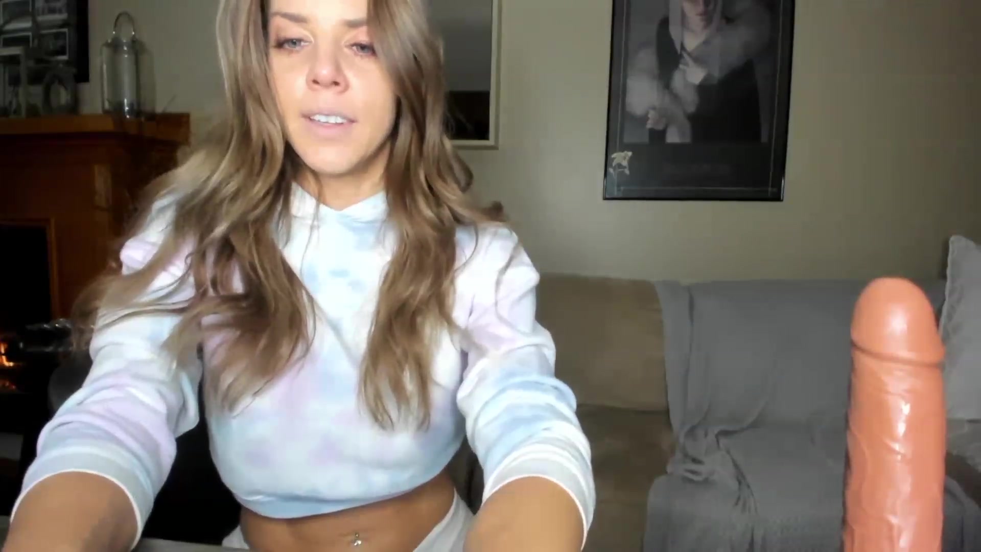 Gallery image thumbnail from Auvrielle's myfreecams stream on, 11/21/2022, 17:21 image 20 of 20