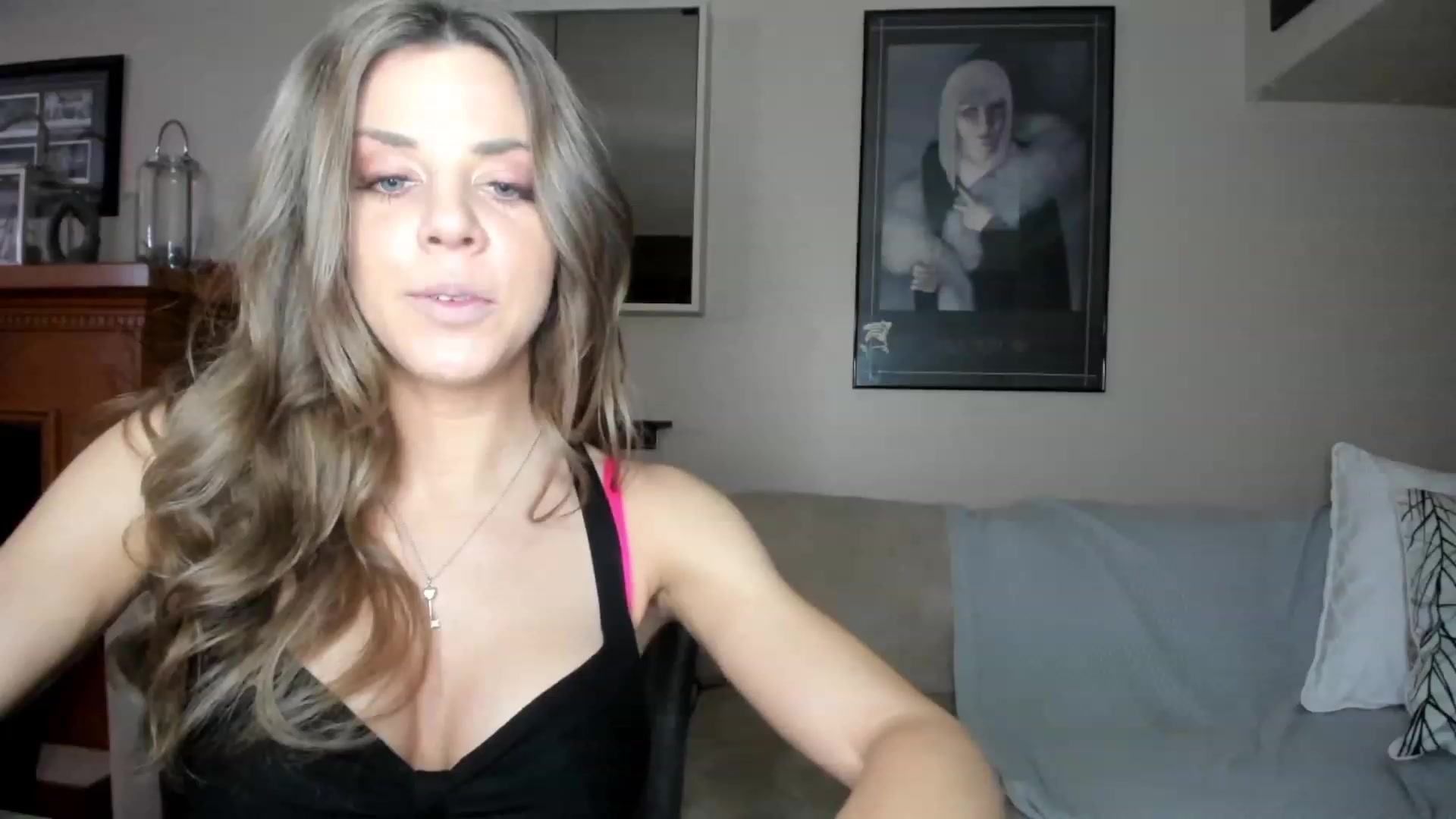 Gallery image thumbnail from Auvrielle's myfreecams stream on, 11/23/2022, 16:16 image 1 of 20