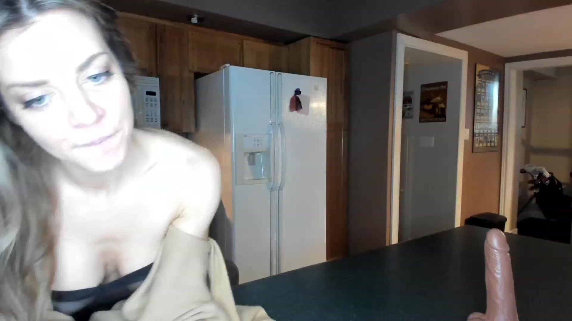 Gallery image thumbnail from Auvrielle's myfreecams stream on, 11/26/2022, 17:28 image 14 of 20