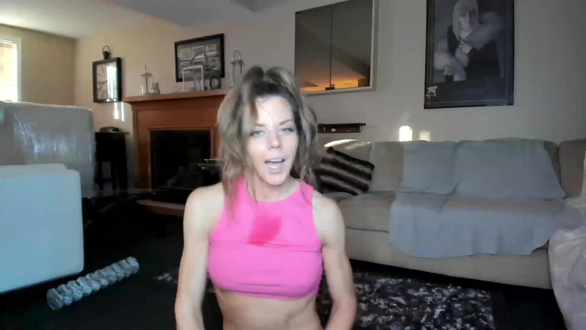 Gallery image thumbnail from Auvrielle's myfreecams stream on, 11/26/2022, 20:41 image 10 of 20