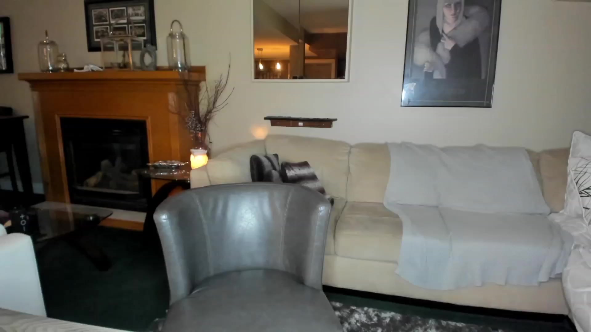 Gallery image thumbnail from Auvrielle's myfreecams stream on, 11/27/2022, 16:55 image 18 of 20