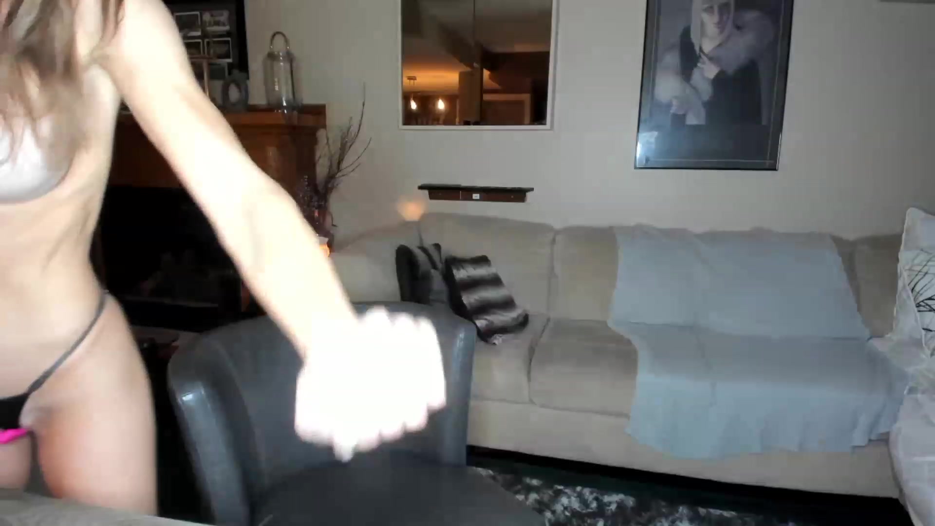 Gallery image thumbnail from Auvrielle's myfreecams stream on, 11/27/2022, 16:55 image 17 of 20