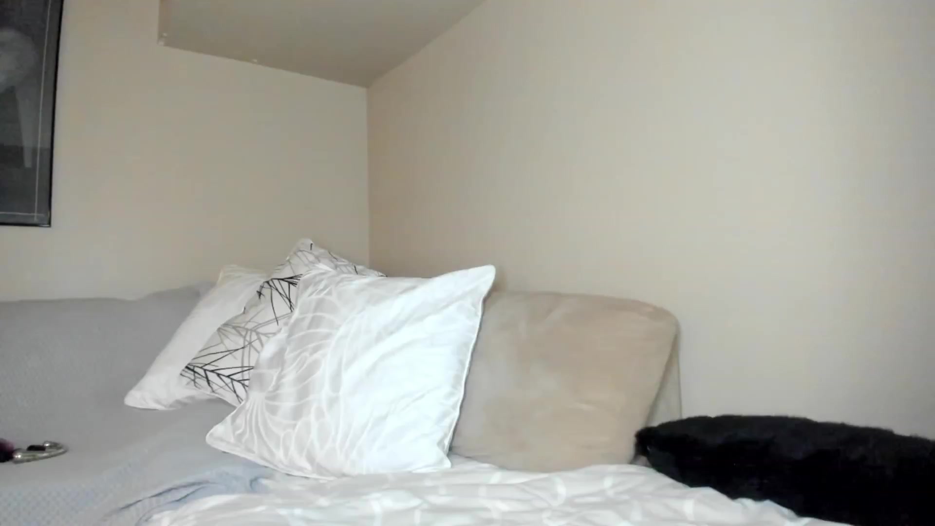 Gallery image thumbnail from Auvrielle's myfreecams stream on, 12/03/2022, 17:33 image 19 of 20