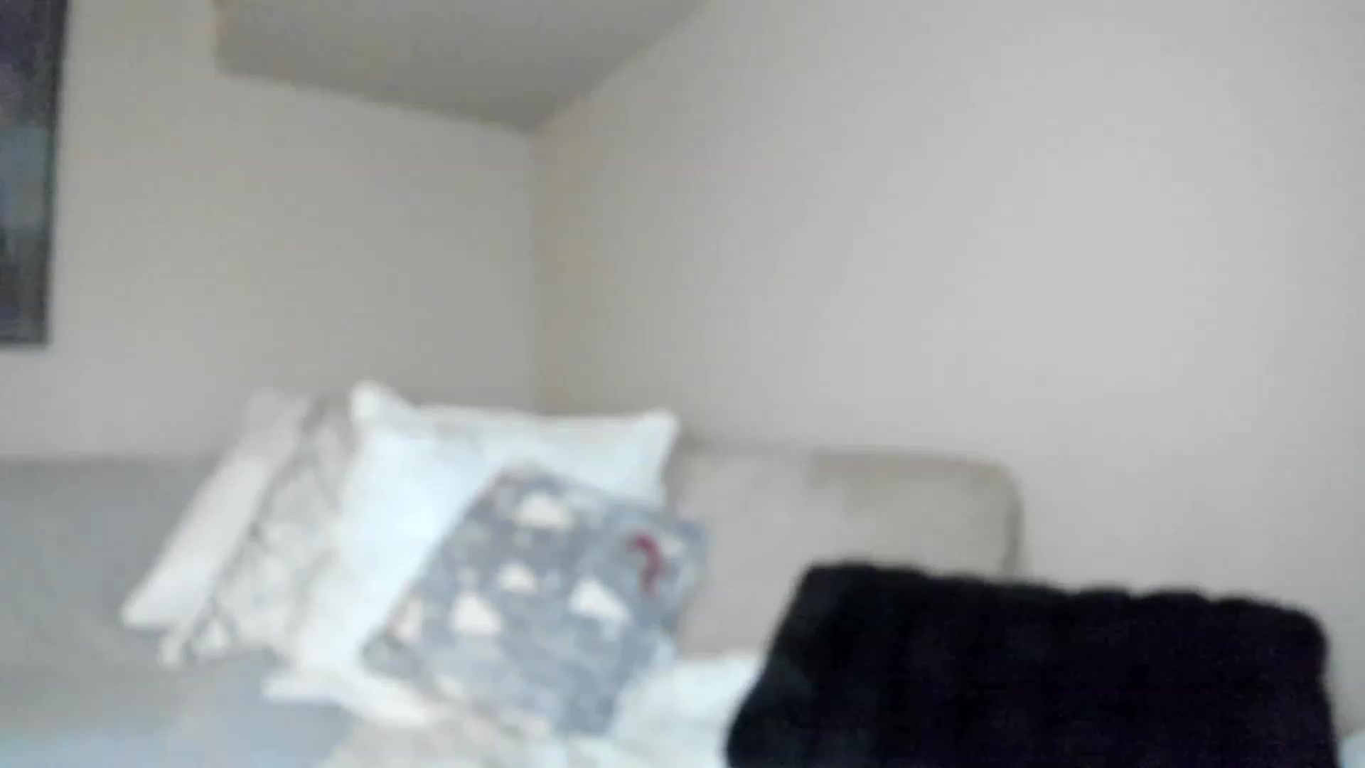 Gallery image thumbnail from Auvrielle's myfreecams stream on, 12/15/2022, 18:29 image 19 of 20