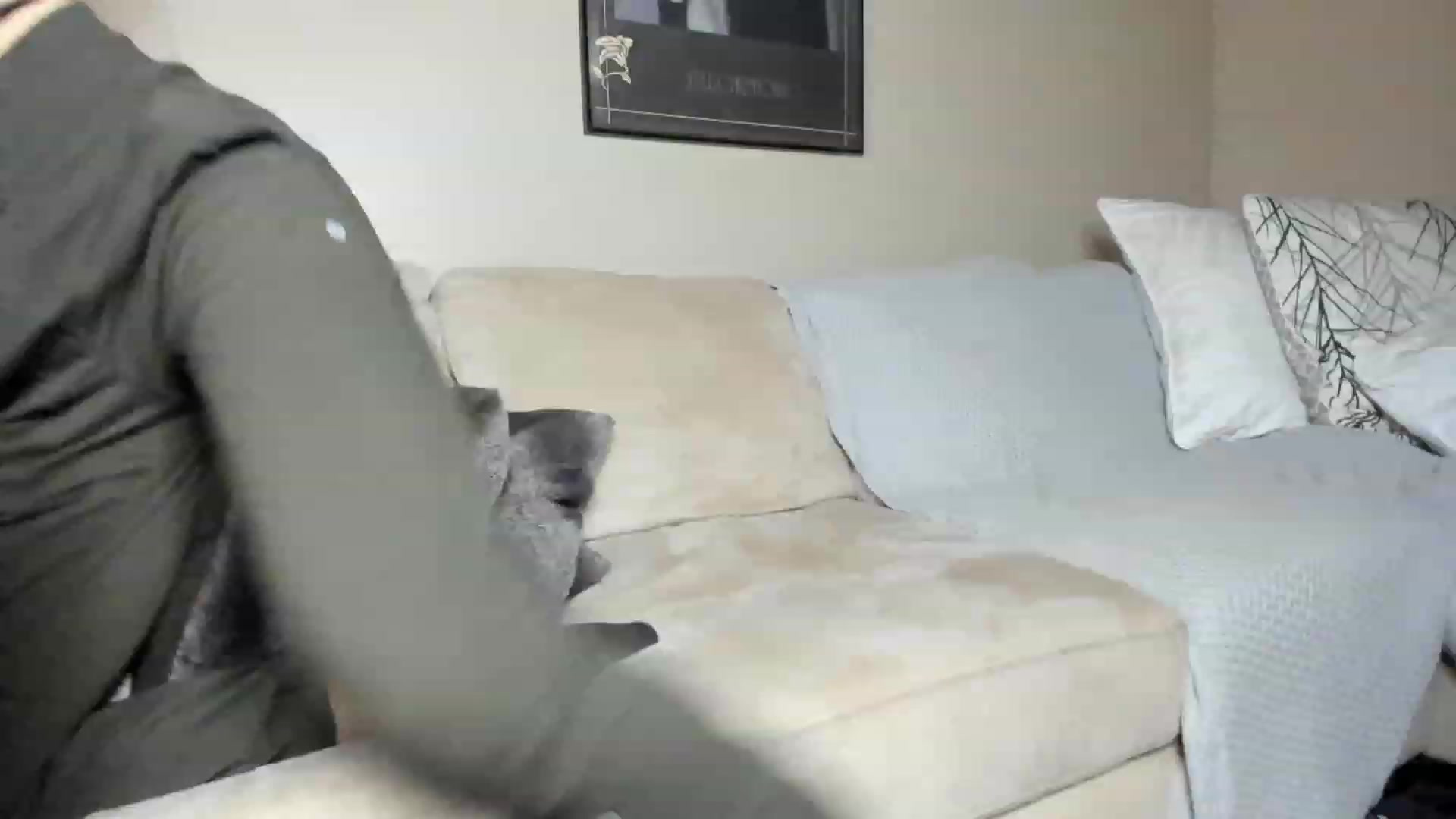 Gallery image thumbnail from Auvrielle's myfreecams stream on, 01/05/2023, 17:20 image 17 of 20