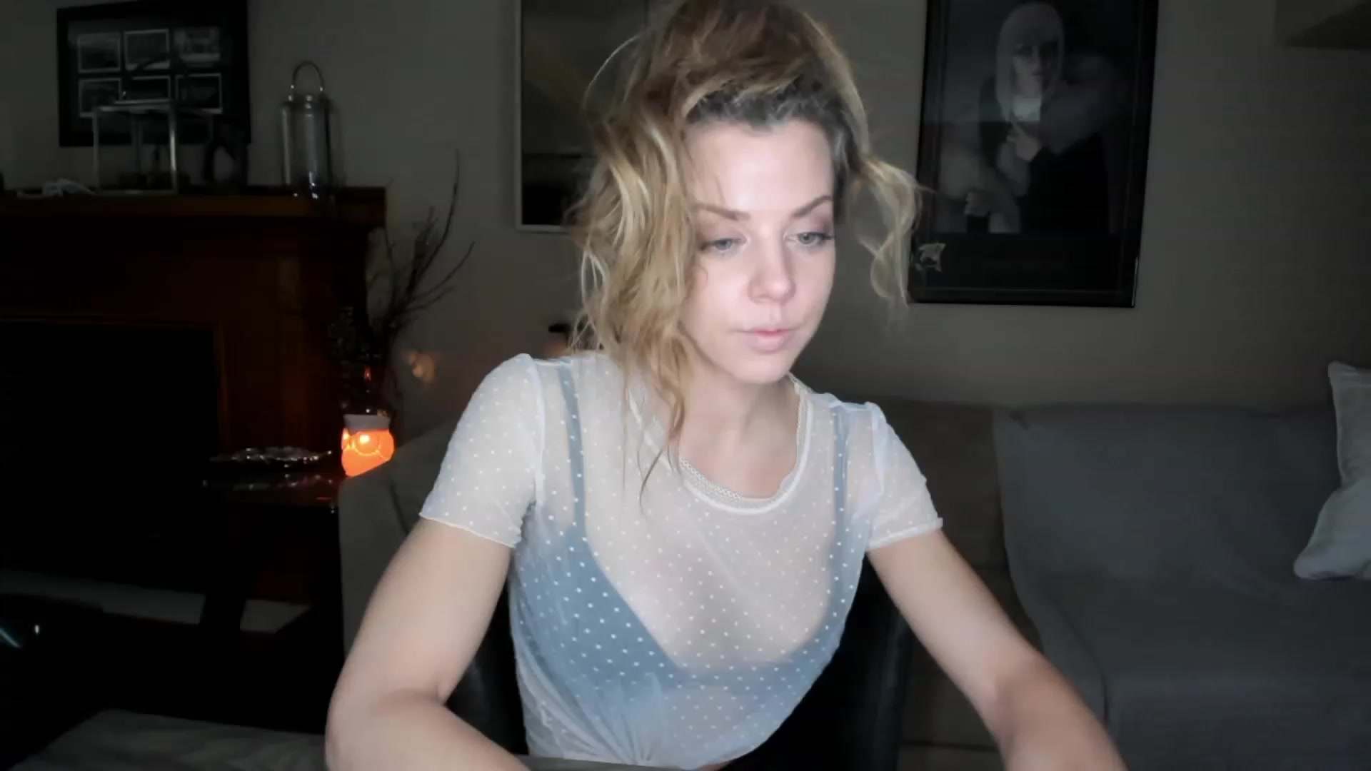 Gallery image thumbnail from Auvrielle's myfreecams stream on, 01/06/2023, 17:18 image 1 of 20