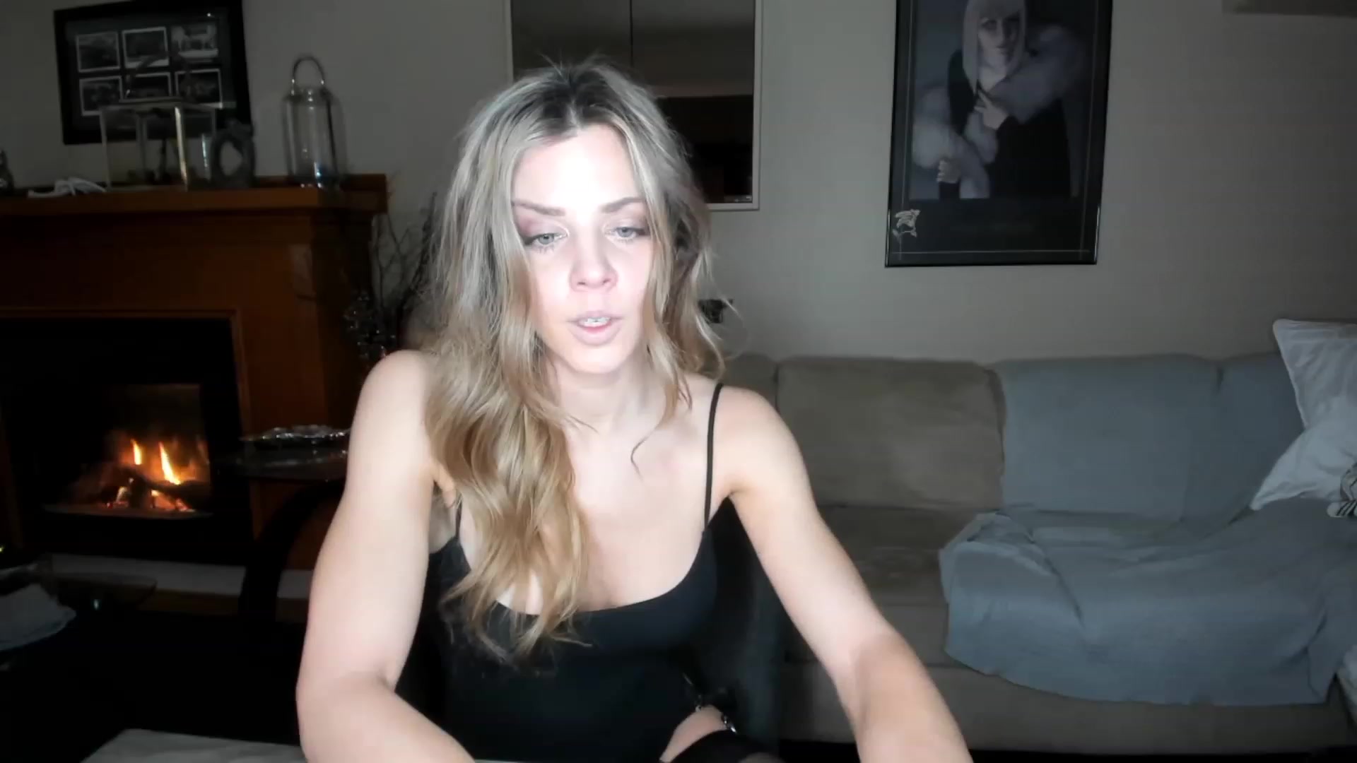 Gallery image thumbnail from Auvrielle's myfreecams stream on, 01/10/2023, 16:46 image 1 of 20