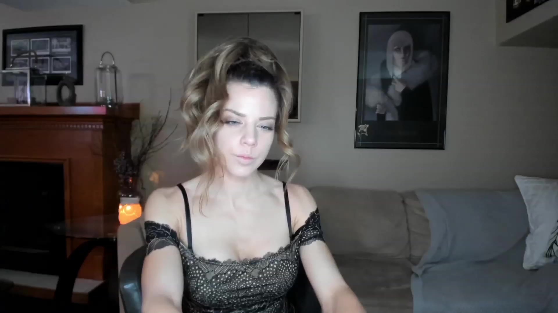 Gallery image thumbnail from Auvrielle's myfreecams stream on, 01/29/2023, 16:20 image 4 of 20