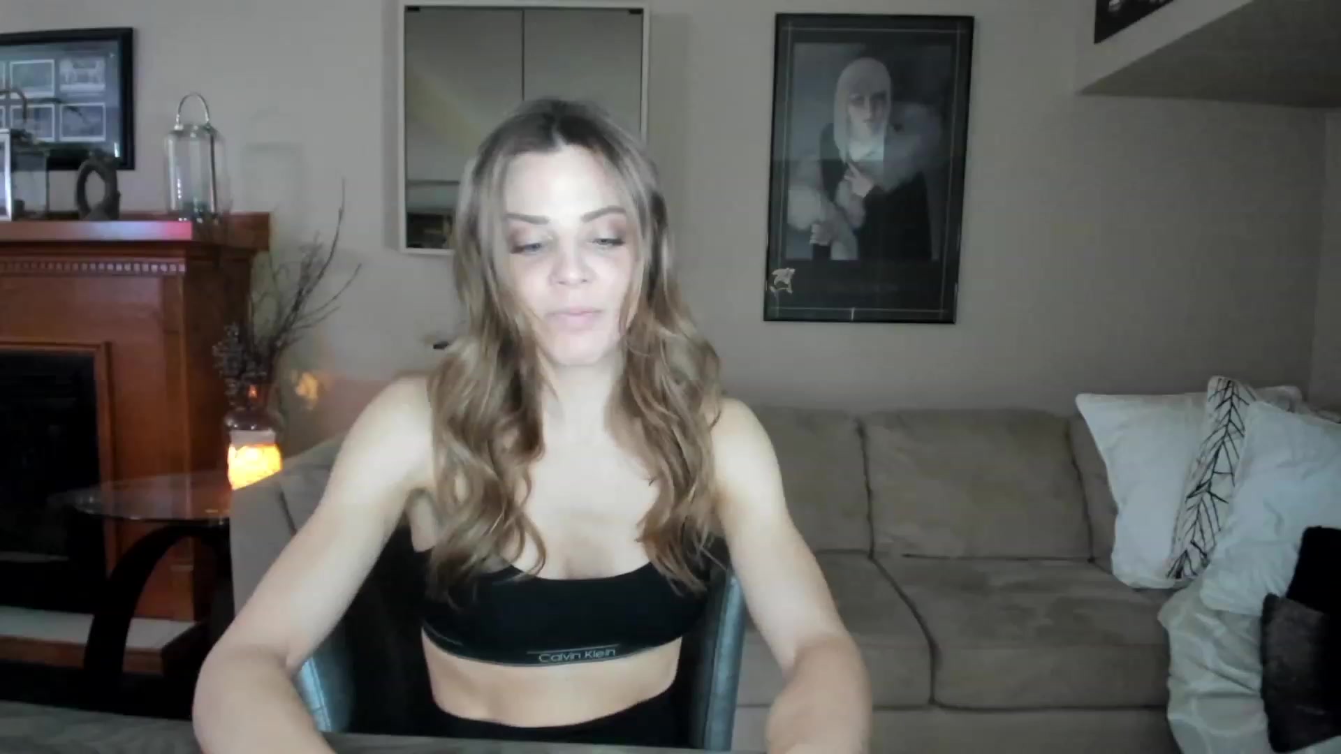 Gallery image thumbnail from Auvrielle's myfreecams stream on, 01/31/2023, 16:21 image 6 of 20