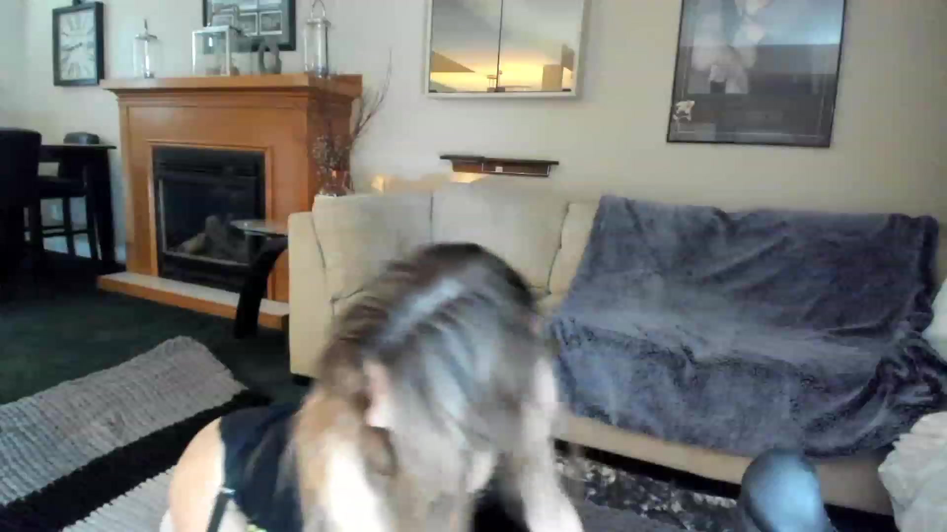 Gallery image thumbnail from Auvrielle's myfreecams stream on, 02/13/2023, 15:17 image 16 of 20