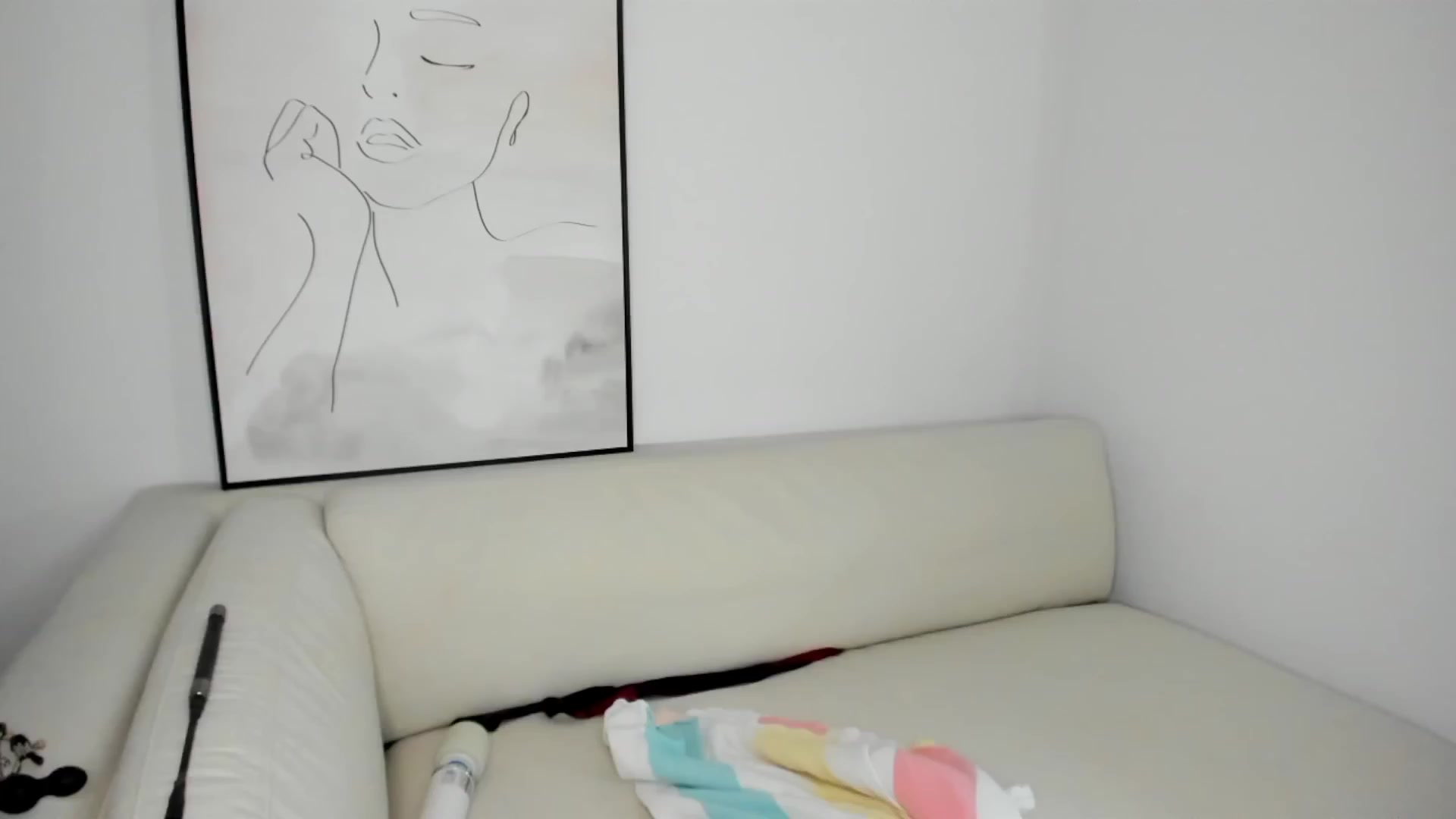 Gallery image thumbnail from Auvrielle's myfreecams stream on, 08/14/2023, 17:47 image 15 of 20
