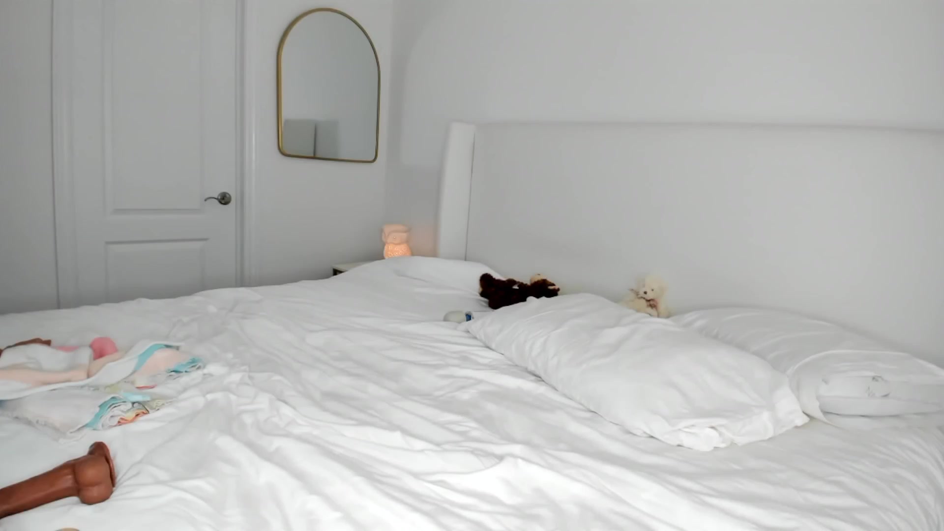 Gallery image thumbnail from Auvrielle's myfreecams stream on, 09/20/2023, 20:08 image 6 of 20