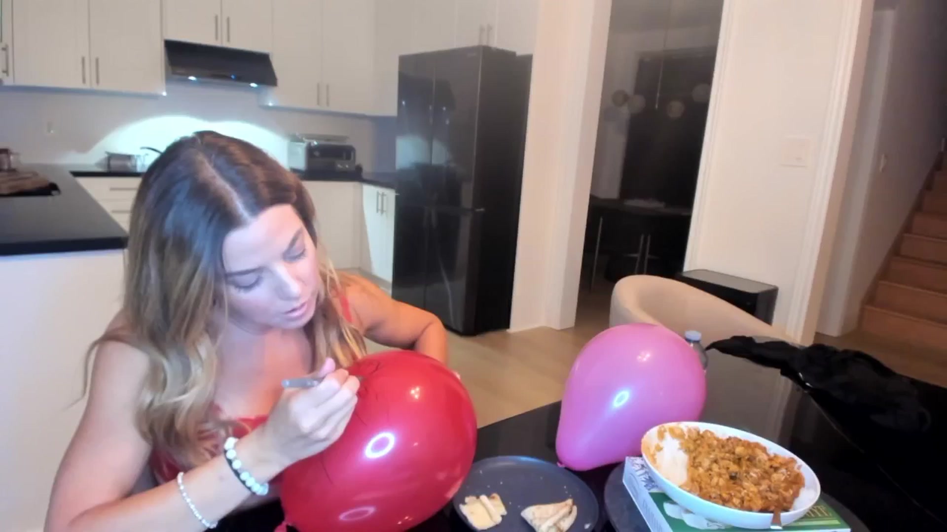 Gallery image thumbnail from Auvrielle's myfreecams stream on, 10/02/2024, 24:48 image 12 of 20