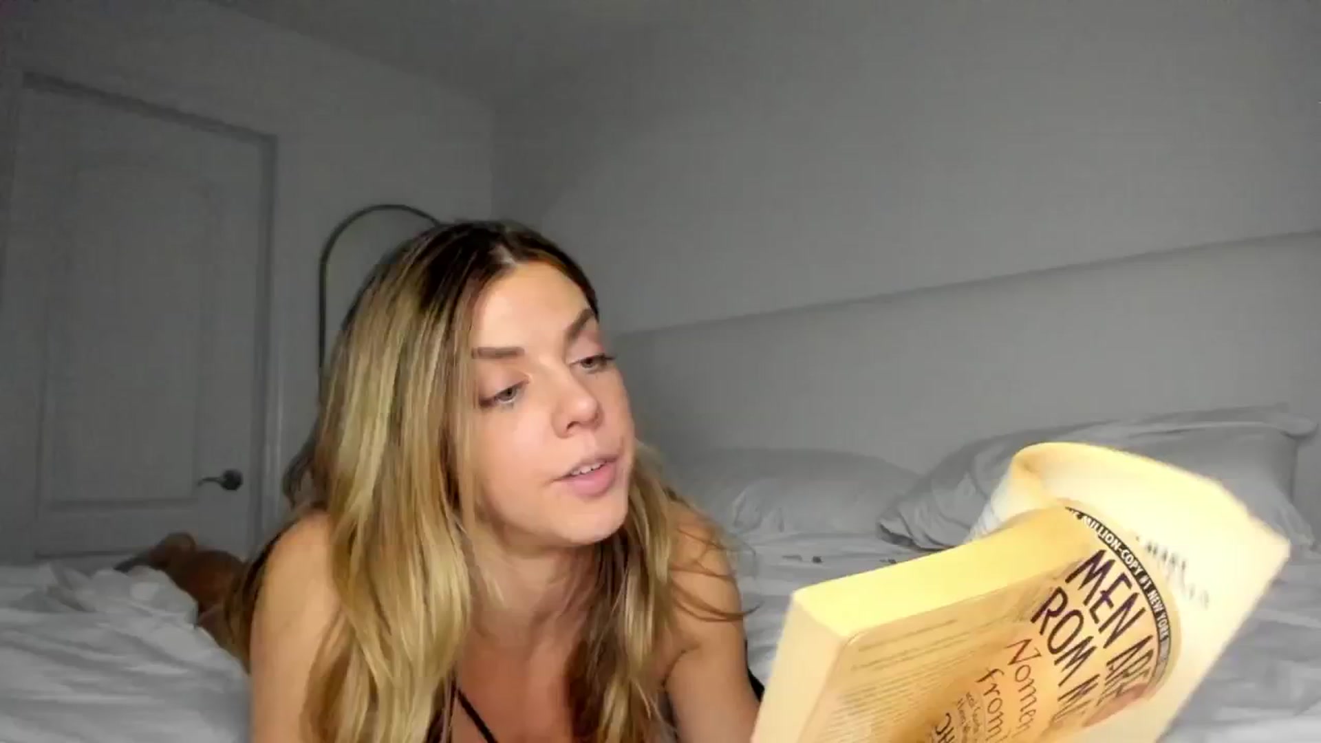 Gallery image thumbnail from Auvrielle's myfreecams stream on, 12/04/2024, 18:25 image 20 of 20