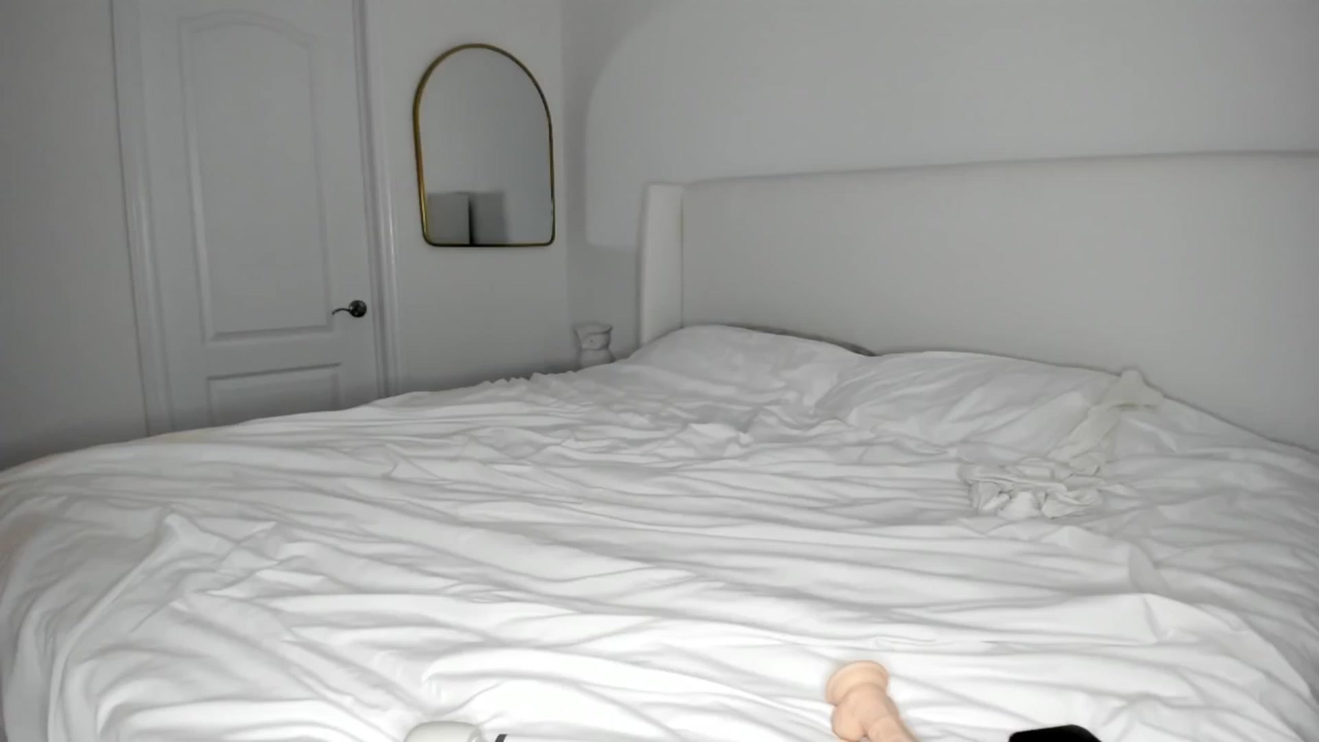 Gallery image thumbnail from Auvrielle's myfreecams stream on, 01/09/2025, 17:39 image 8 of 20