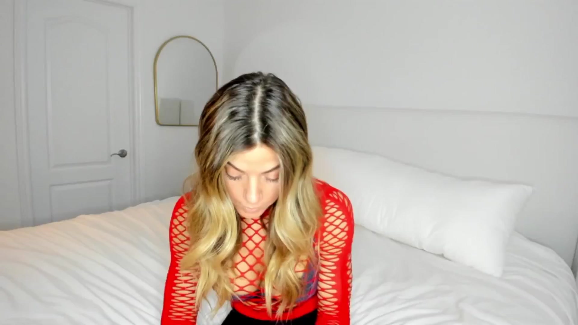 Gallery image thumbnail from Auvrielle's myfreecams stream on, 02/21/2025, 16:47 image 1 of 20