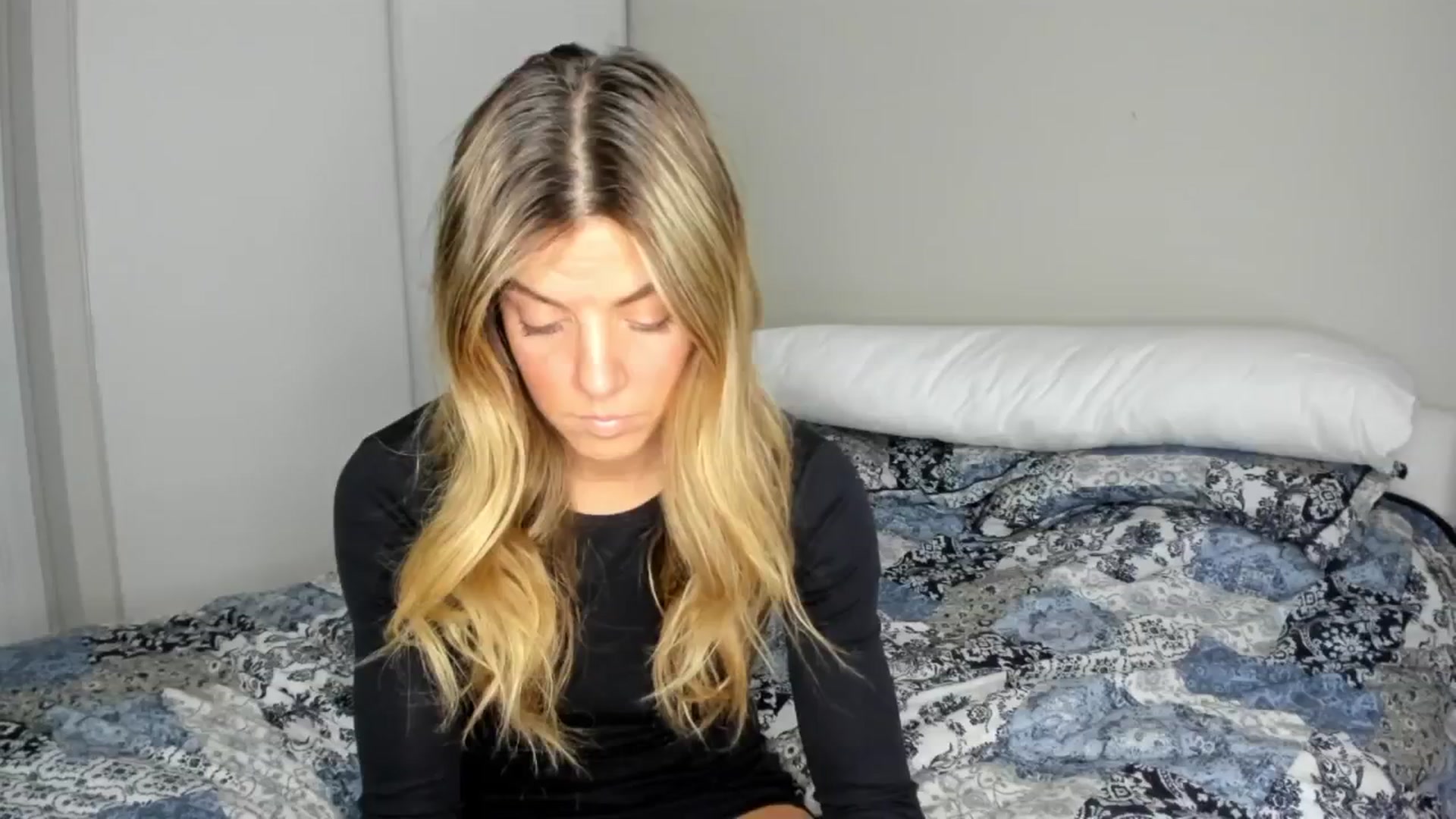 Gallery image thumbnail from Auvrielle's myfreecams stream on, 02/22/2025, 17:42 image 12 of 20
