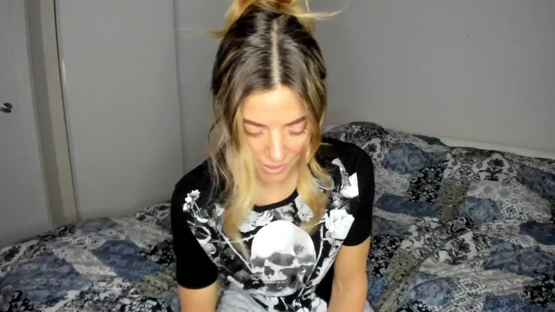 Gallery image thumbnail from Auvrielle's myfreecams stream on, 03/05/2025, 22:00 image 2 of 20