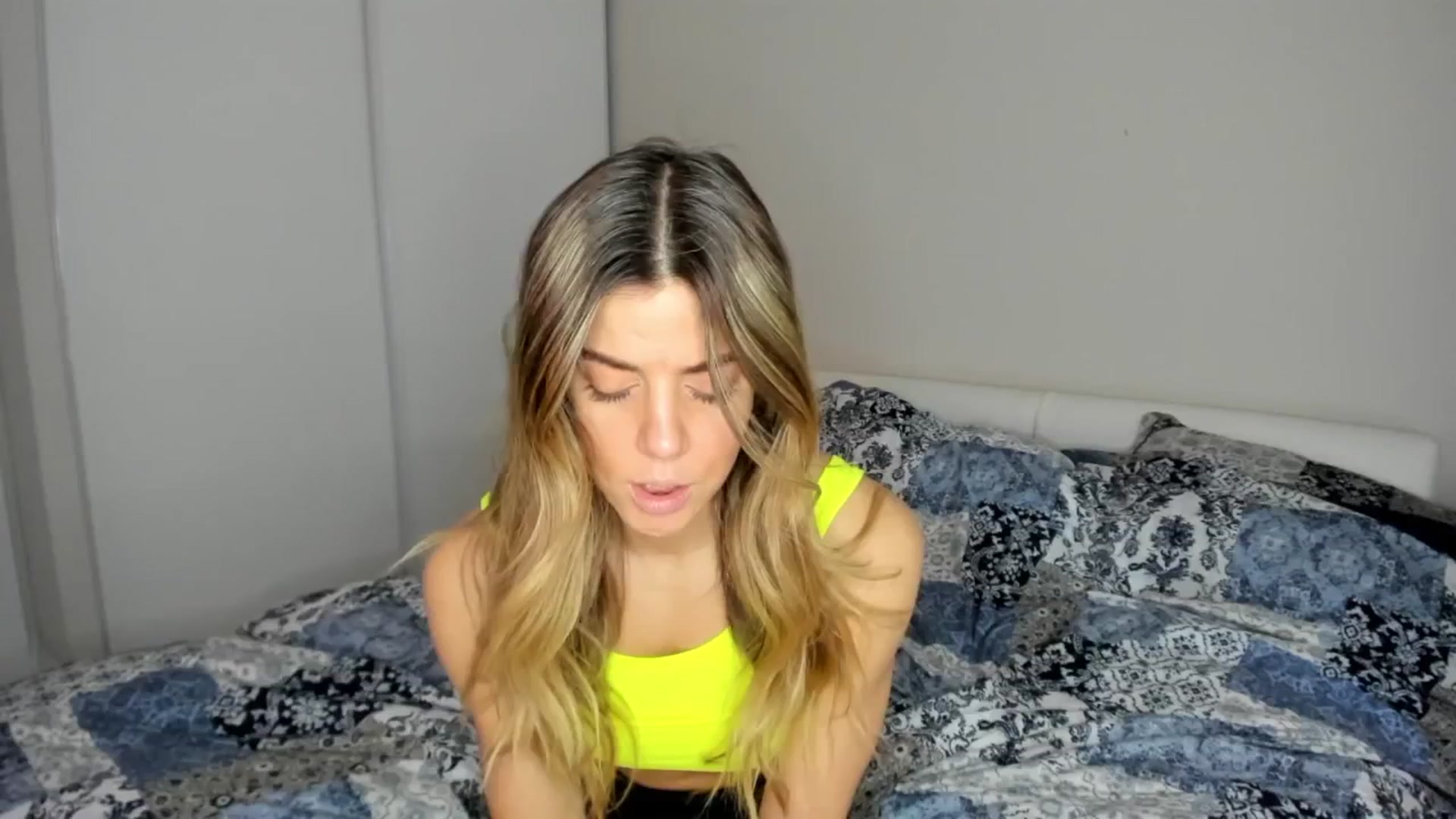 Gallery image thumbnail from Auvrielle's myfreecams stream on, 03/06/2025, 20:17 image 5 of 20