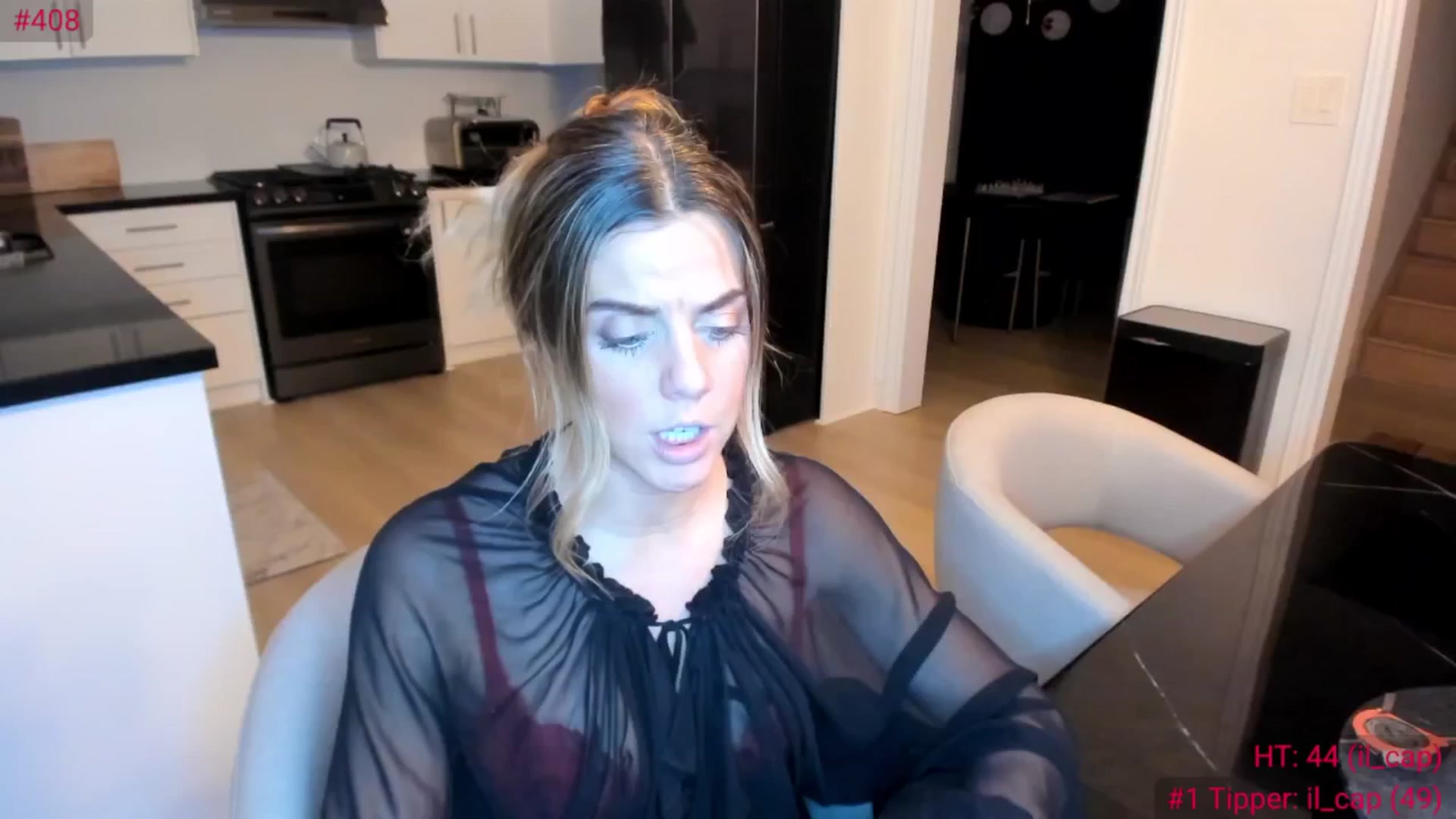 Gallery image thumbnail from Auvrielle's myfreecams stream on, 03/12/2025, 02:05 image 5 of 20