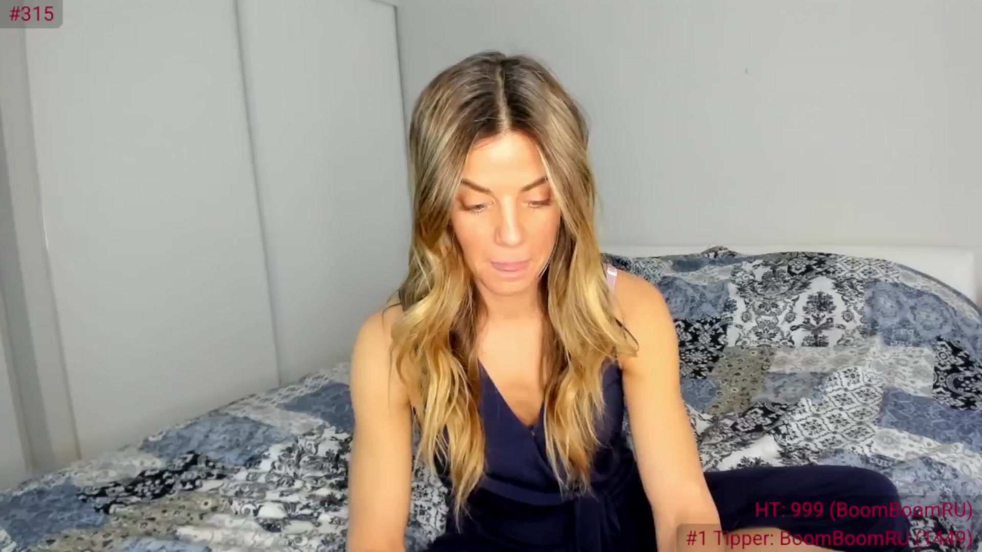Gallery image thumbnail from Auvrielle's myfreecams stream on, 03/13/2025, 19:36 image 3 of 20