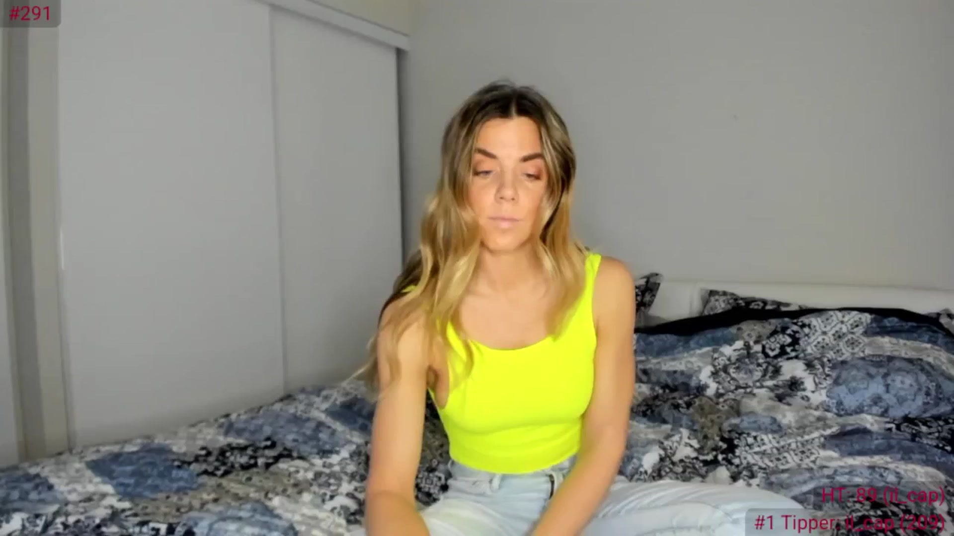 Gallery image thumbnail from Auvrielle's myfreecams stream on, 03/15/2025, 21:23 image 9 of 20