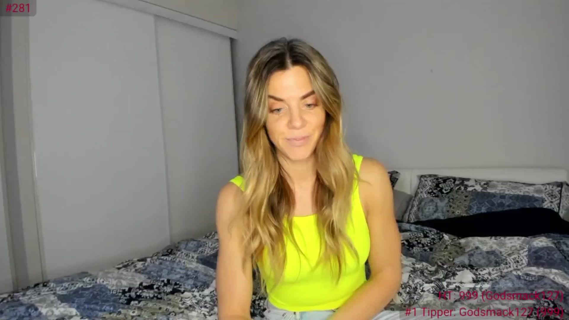 Gallery image thumbnail from Auvrielle's myfreecams stream on, 03/15/2025, 21:23 image 16 of 20