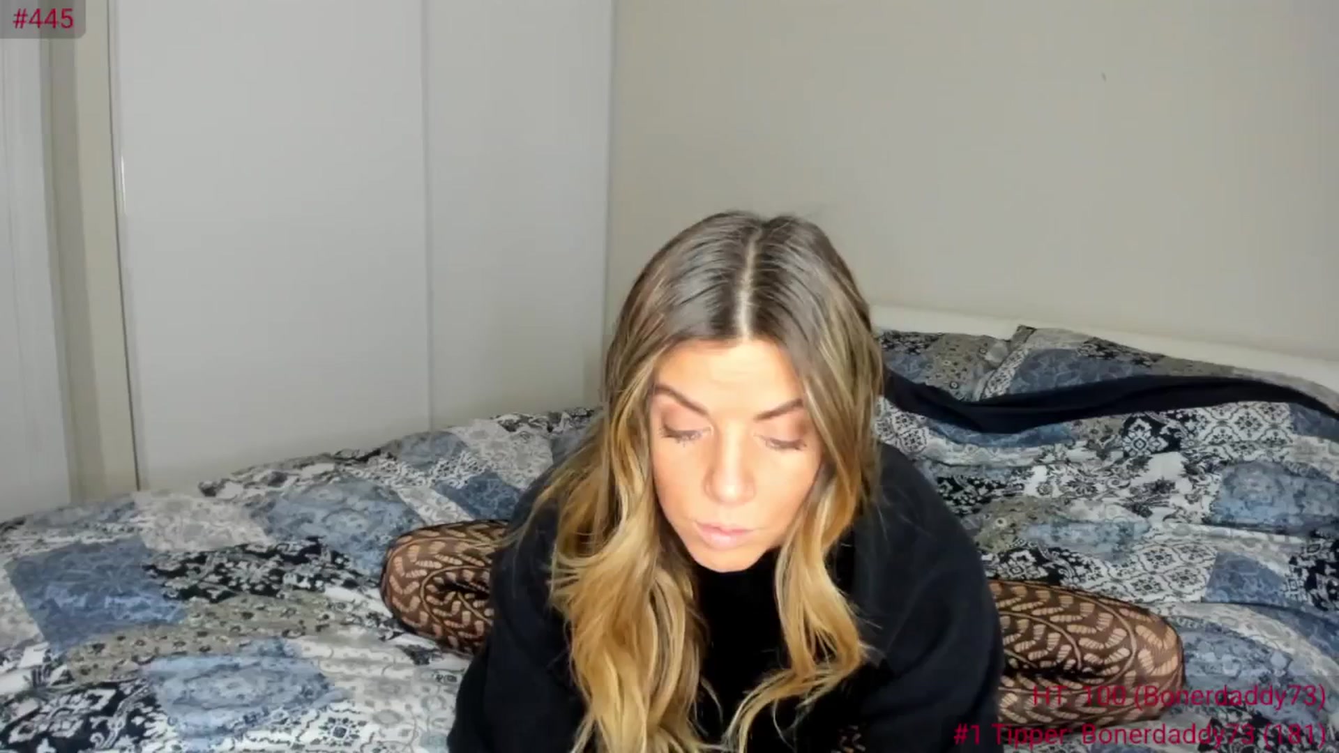 Gallery image thumbnail from Auvrielle's myfreecams stream on, 03/22/2025, 17:33 image 4 of 20