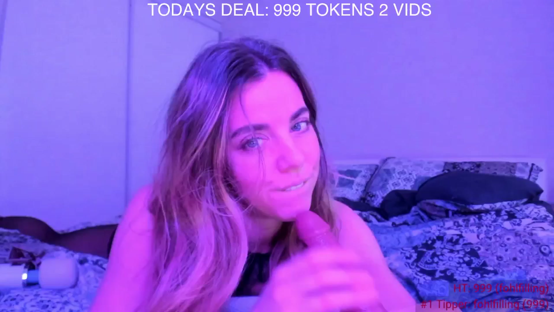 Gallery image thumbnail from Auvrielle's myfreecams stream on, 04/21/2025, 15:13 image 15 of 20