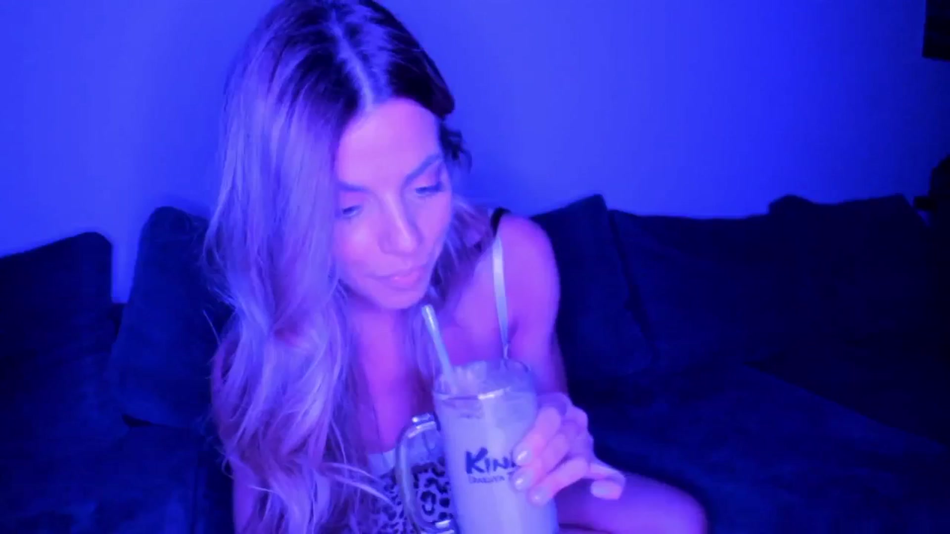 Gallery image thumbnail from Auvrielle's myfreecams stream on, 01/16/2026, 16:08 image 3 of 20