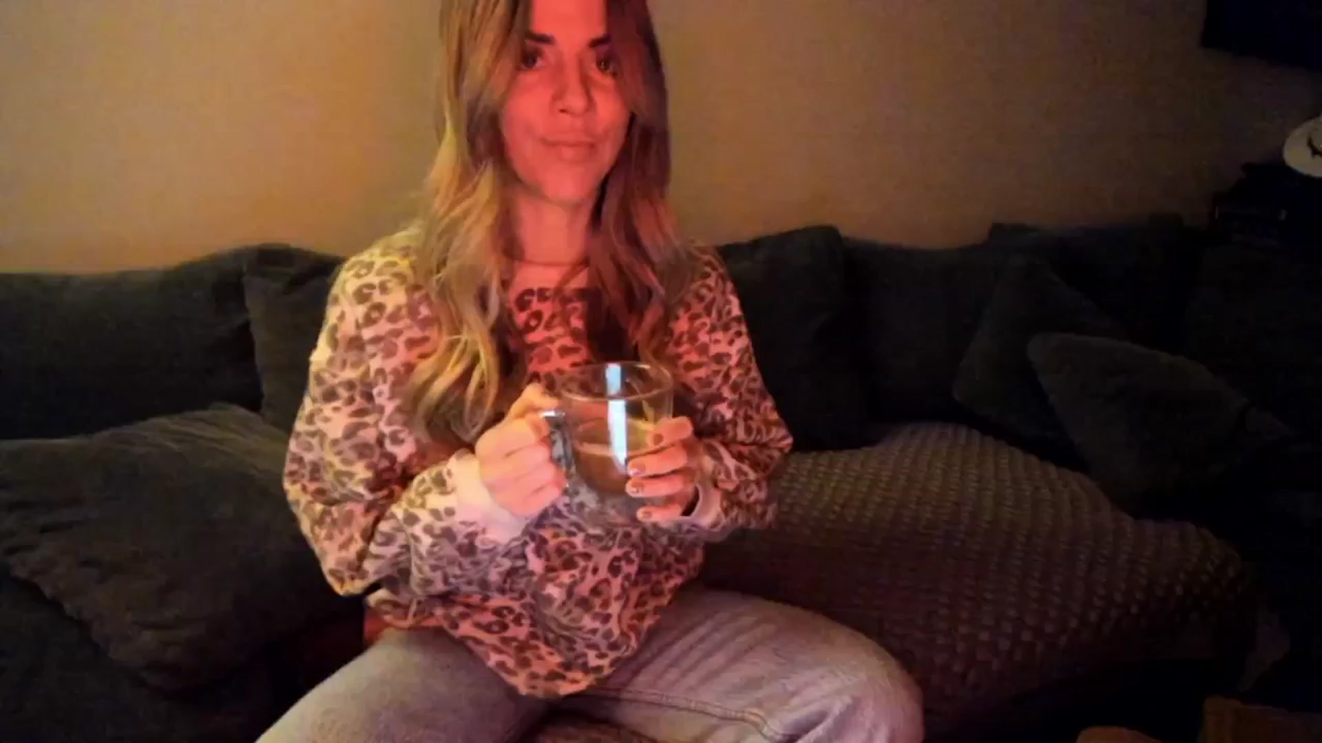 Gallery image thumbnail from Auvrielle's myfreecams stream on, 01/29/2026, 15:10 image 1 of 20