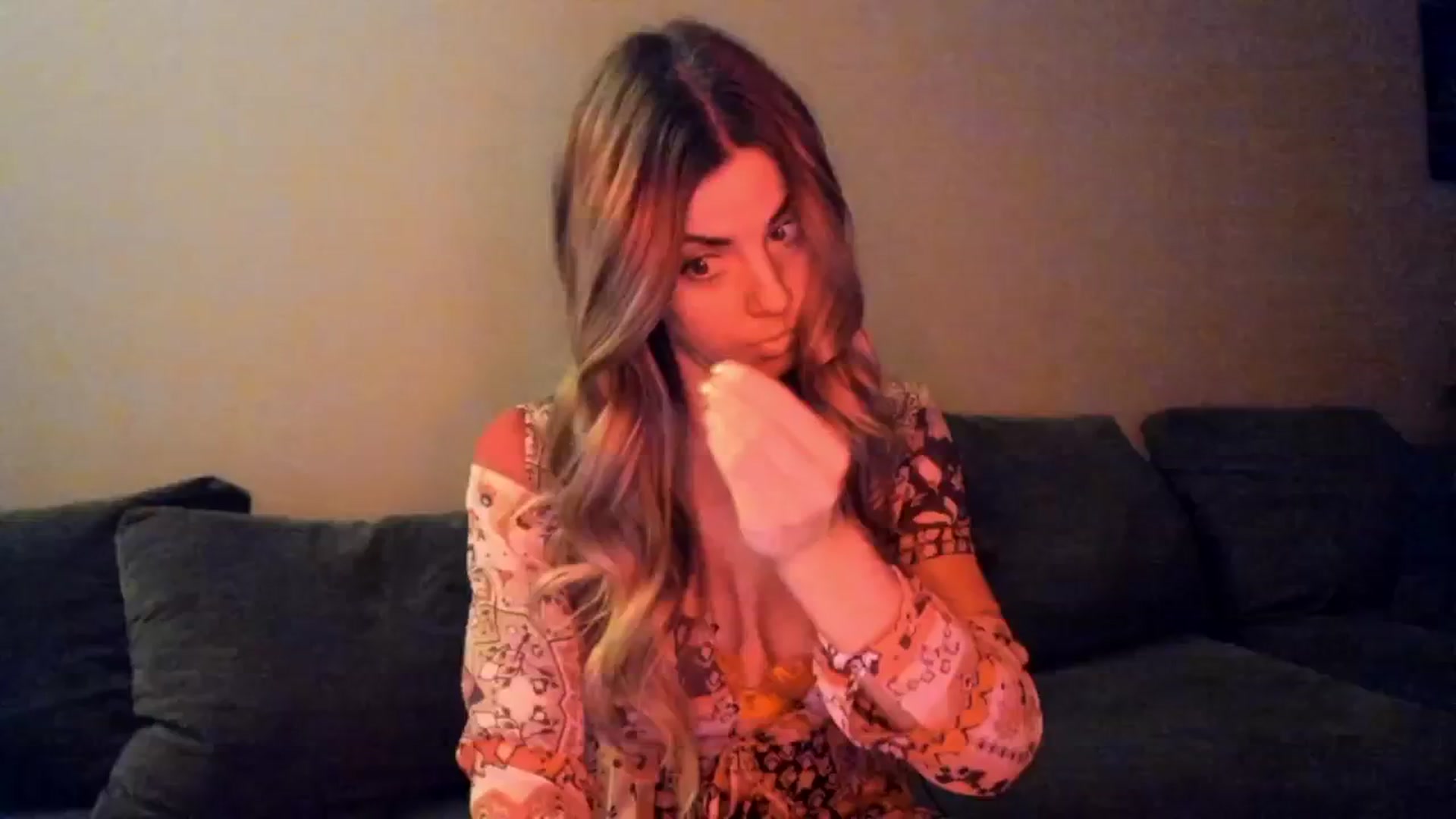 Gallery image thumbnail from Auvrielle's myfreecams stream on, 02/05/2026, 15:44 image 1 of 20