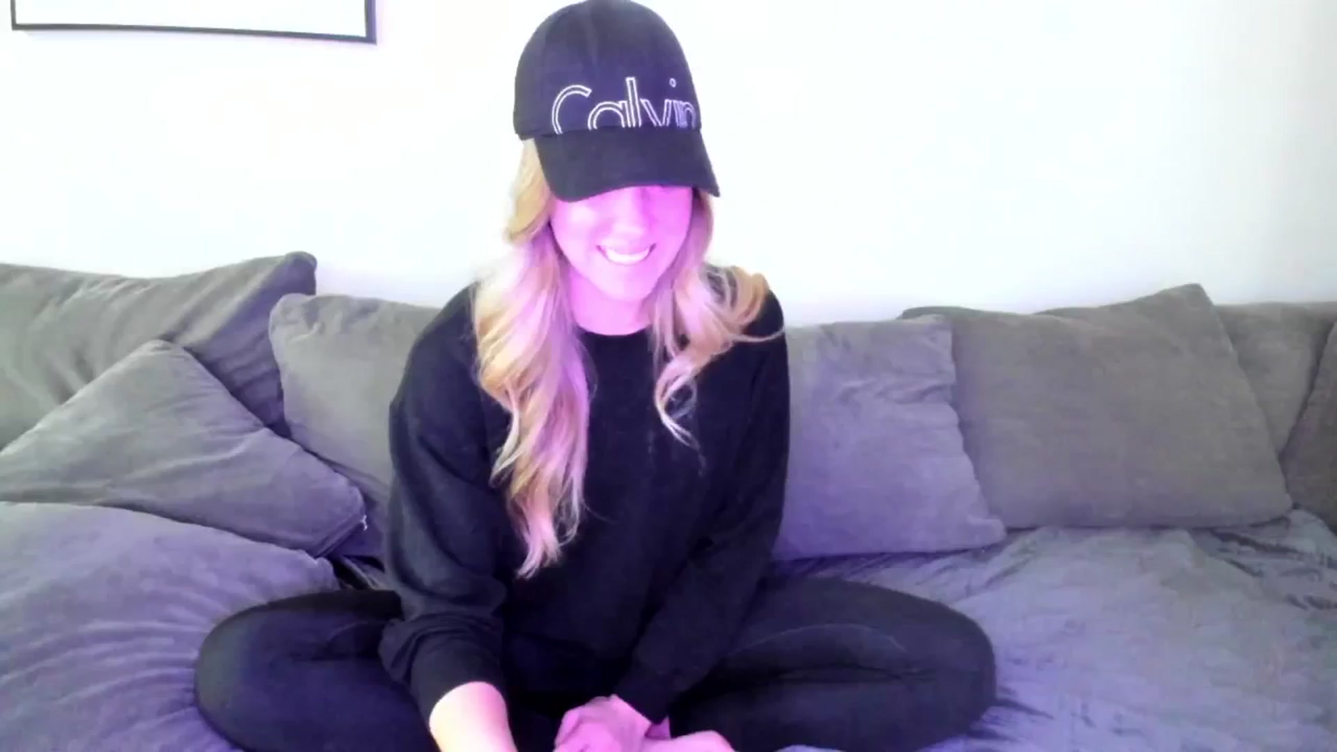 Gallery image thumbnail from Auvrielle's myfreecams stream on, 03/03/2026, 19:27 image 3 of 20
