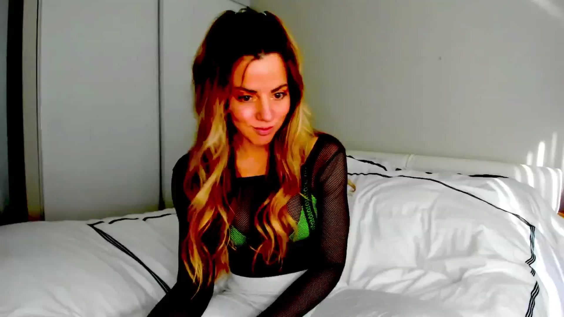 Gallery image thumbnail from Auvrielle's myfreecams stream on, 03/17/2026, 17:49 image 1 of 20