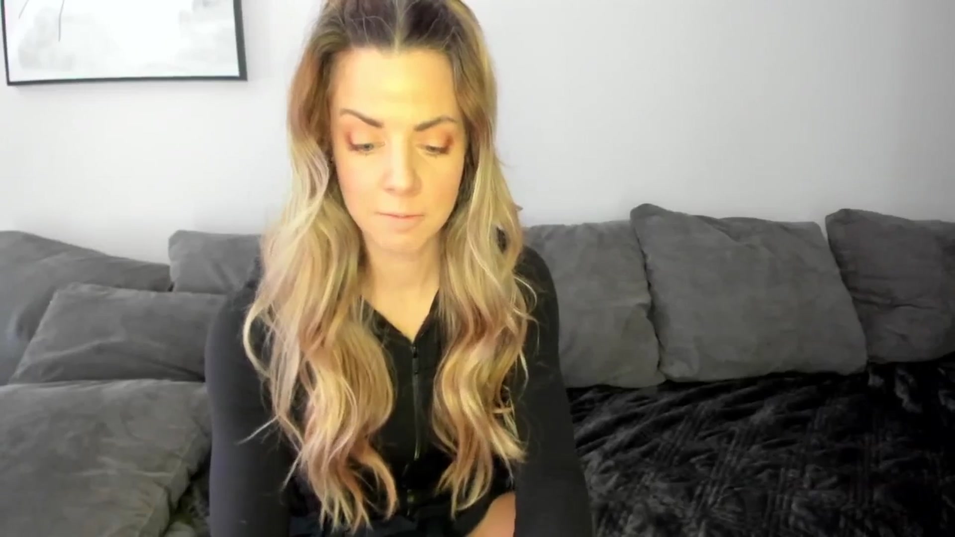 Gallery image thumbnail from Auvrielle's myfreecams stream on, 03/19/2026, 18:10 image 2 of 20