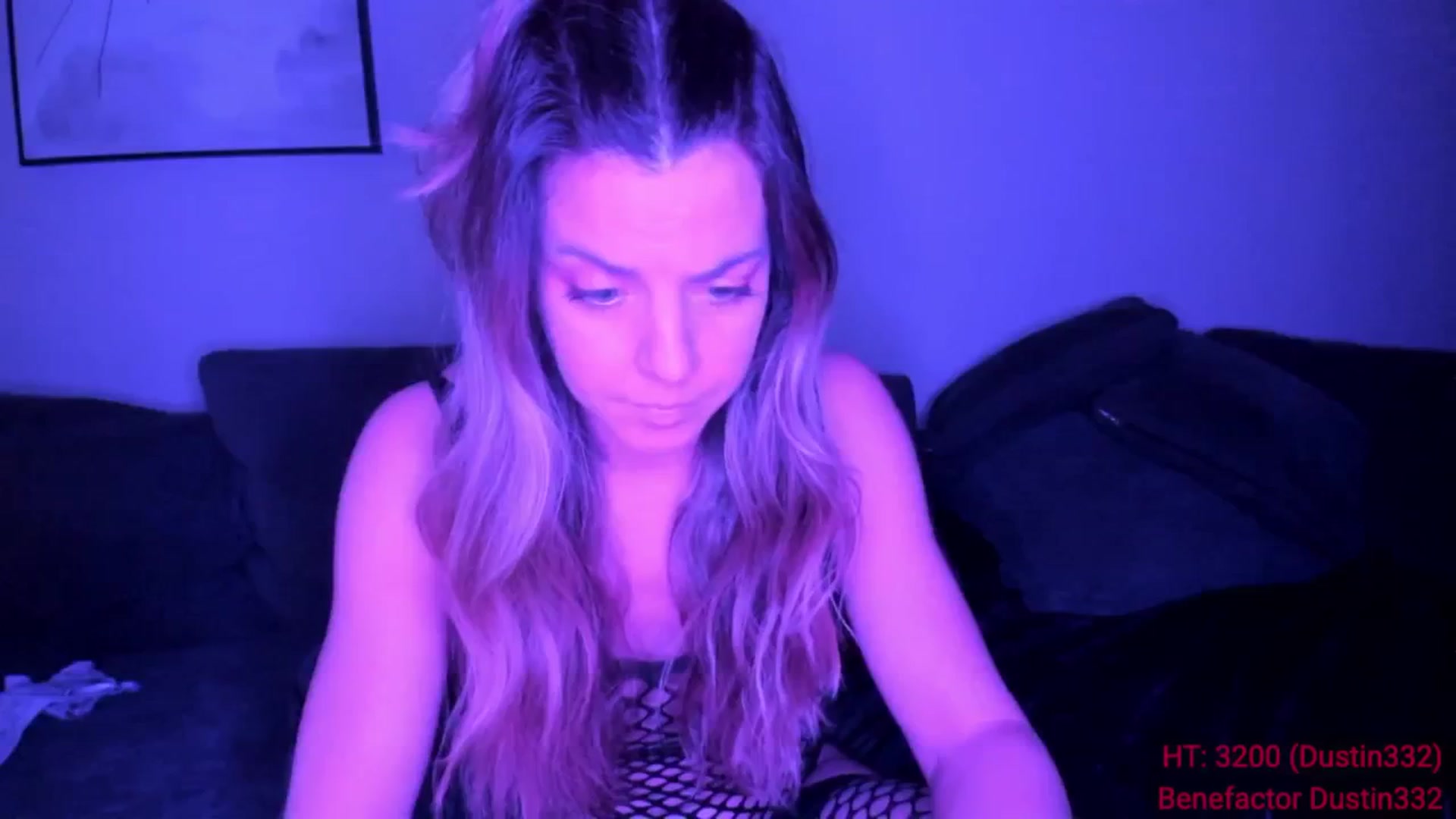 Gallery image thumbnail from Auvrielle's myfreecams stream on, 04/02/2026, 17:51 image 19 of 20