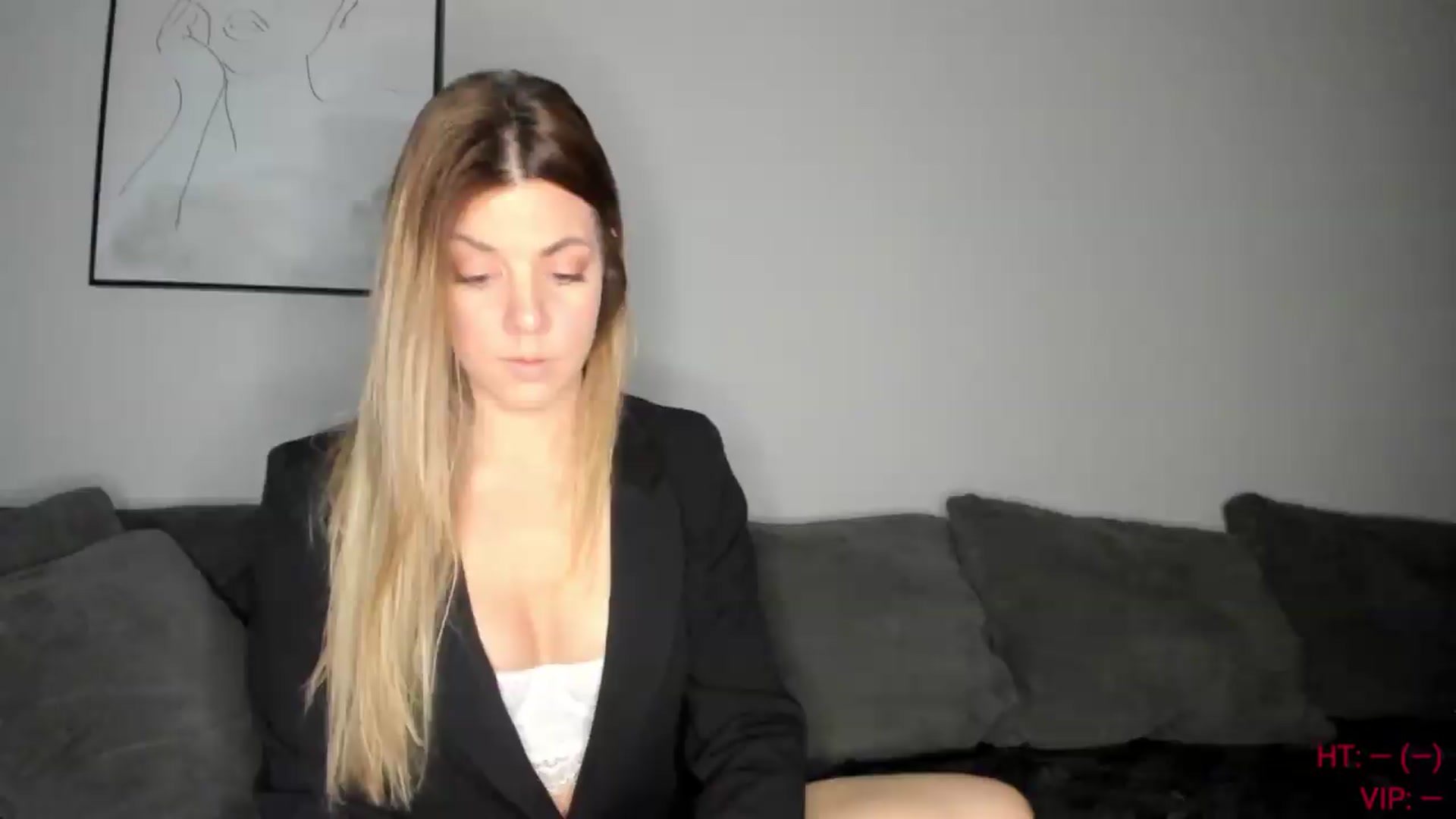 Gallery image thumbnail from Auvrielle's myfreecams stream on, 05/13/2026, 13:43 image 1 of 20