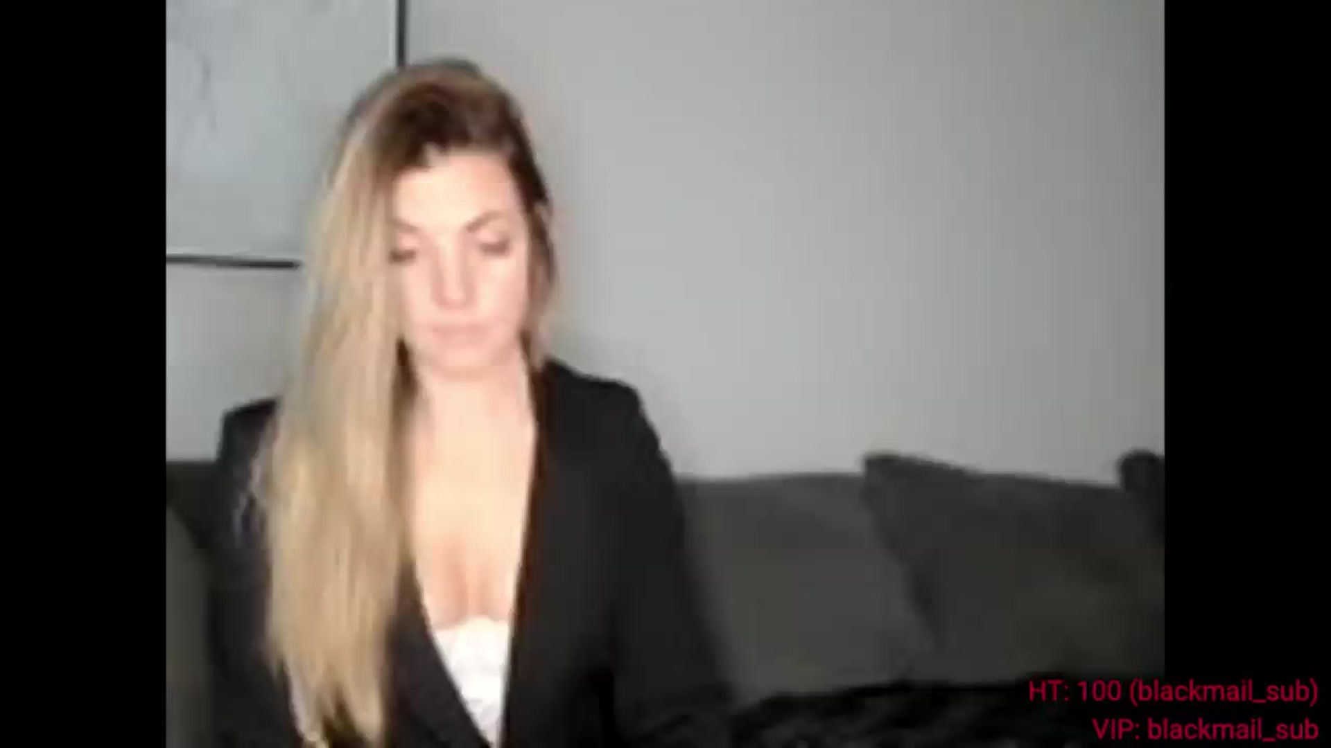 Gallery image thumbnail from Auvrielle's myfreecams stream on, 05/13/2026, 13:43 image 16 of 20