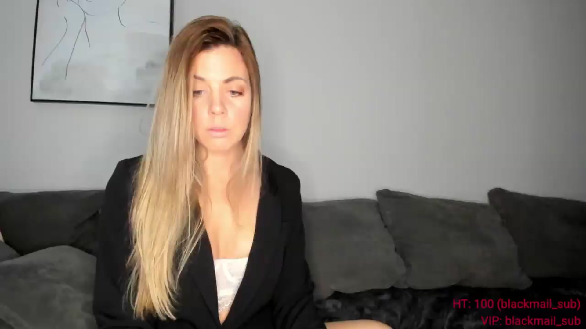 Gallery image thumbnail from Auvrielle's myfreecams stream on, 05/13/2026, 15:13 image 14 of 20