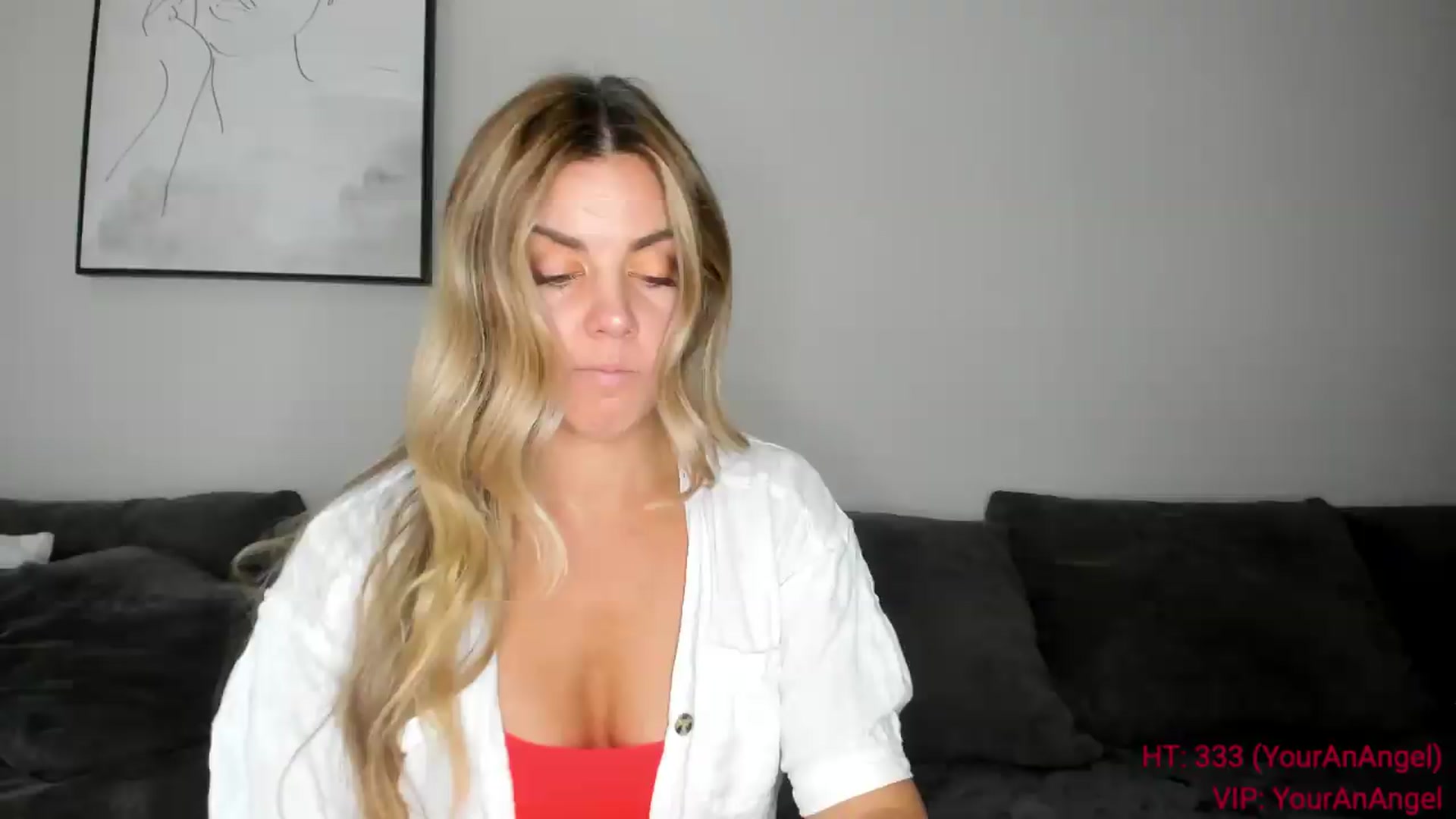 Gallery image thumbnail from Auvrielle's myfreecams stream on, 08/04/2026, 15:15 image 6 of 20