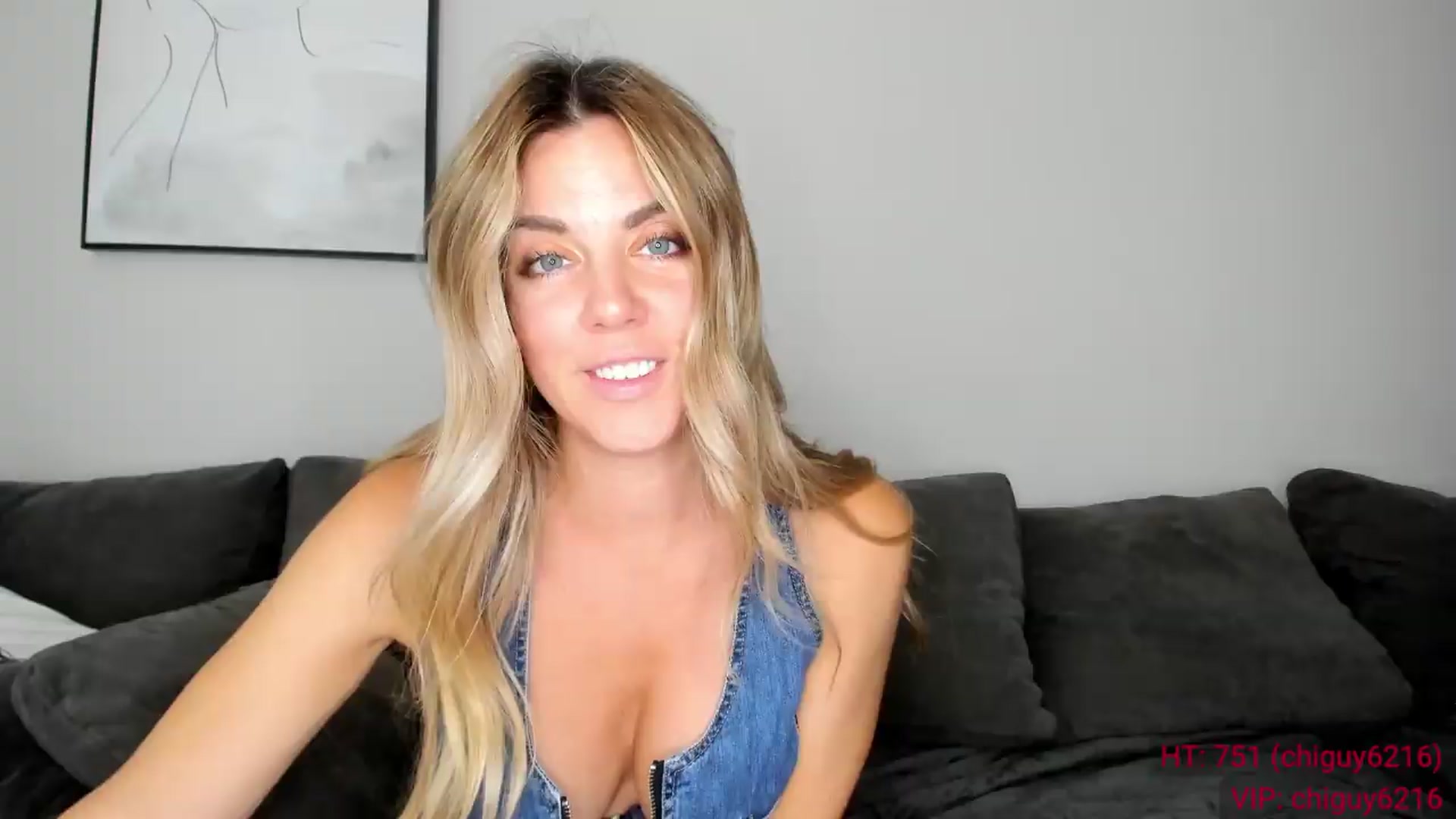Gallery image thumbnail from Auvrielle's myfreecams stream on, 08/20/2026, 15:52 image 18 of 20