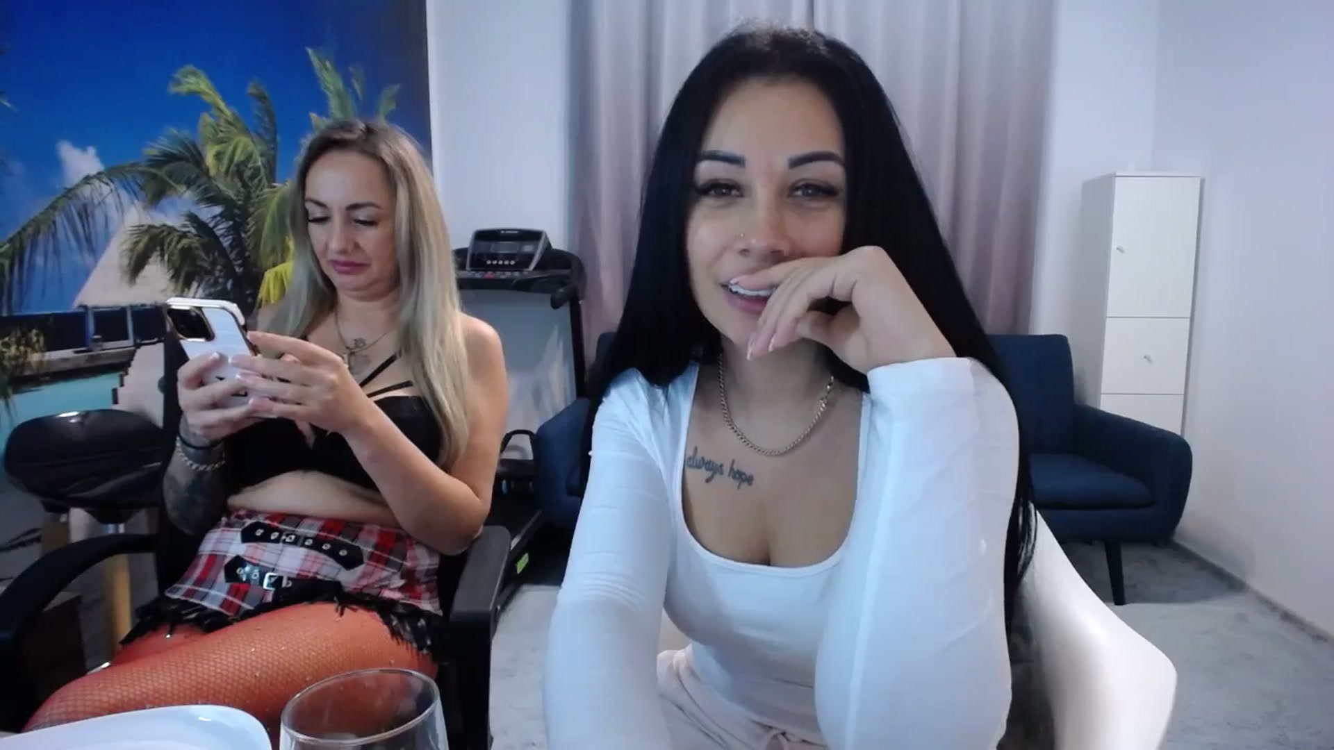 Gallery image thumbnail from Ava888's myfreecams stream on, 01/31/2026, 24:03 image 8 of 20