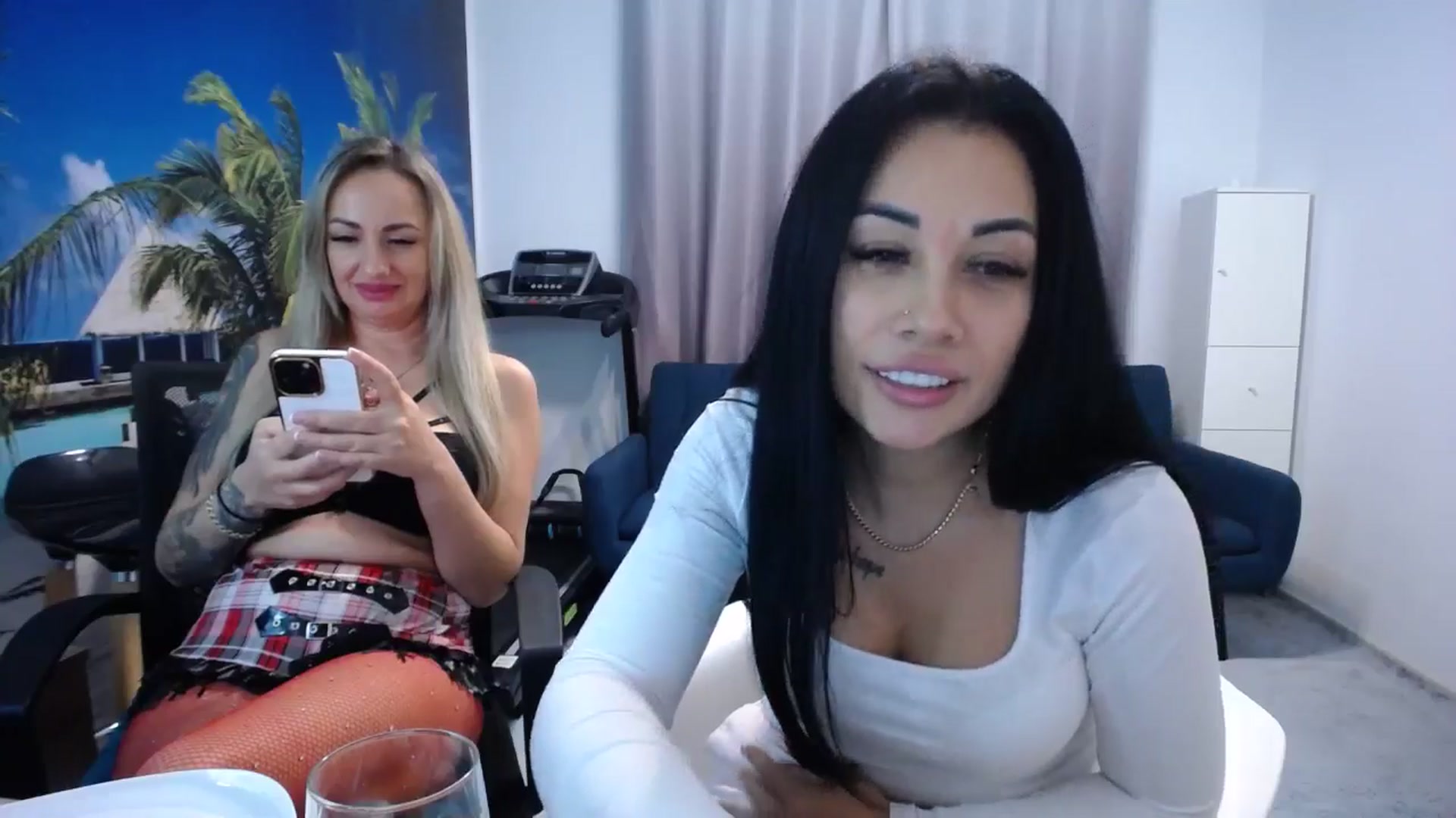 Gallery image thumbnail from Ava888's myfreecams stream on, 01/31/2026, 24:03 image 9 of 20